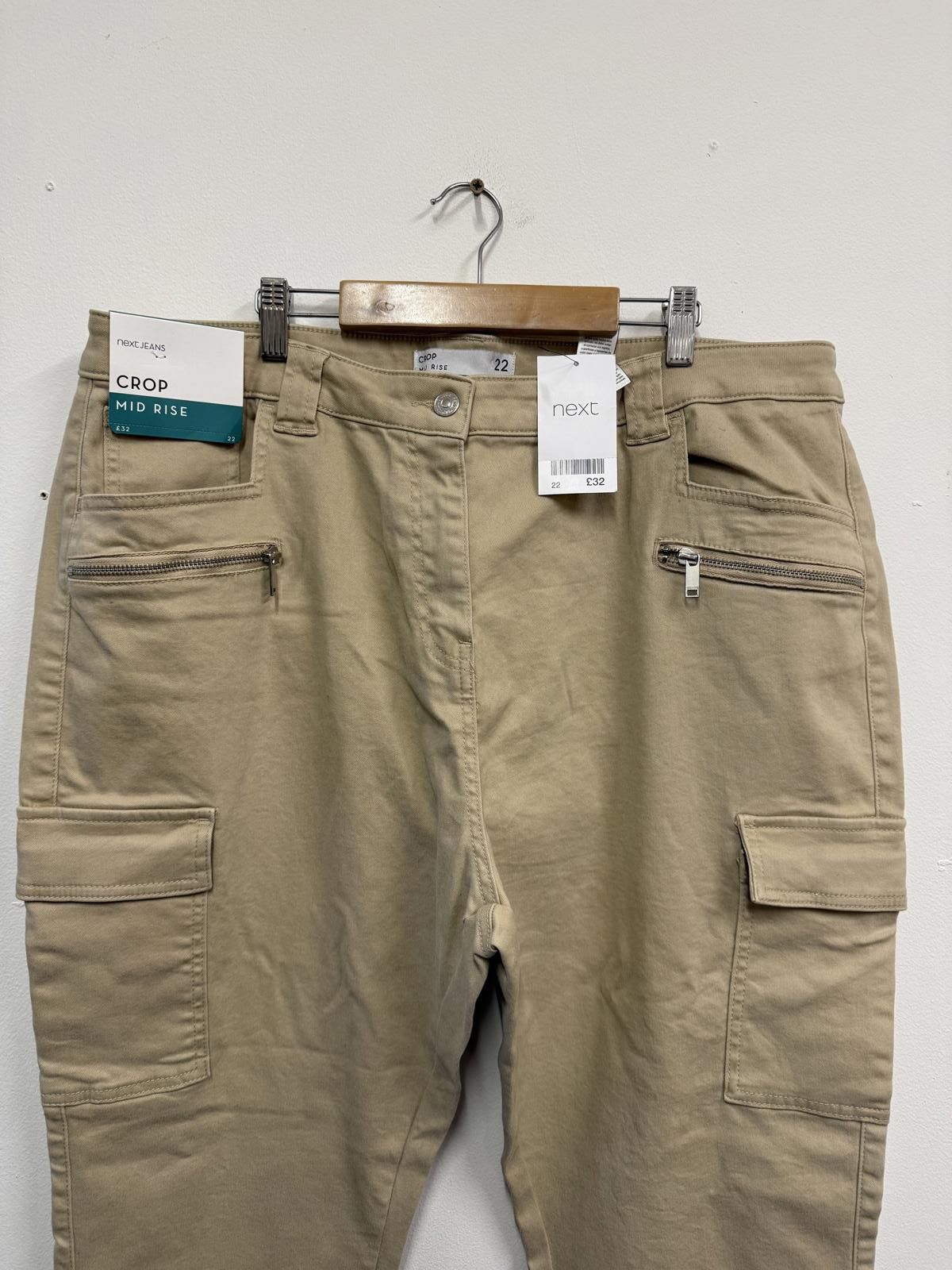 NEXT Next Crop Mid Rise Cargo Trousers Size 22 Beige Size 40" / US 18 - 3 Thumbnail