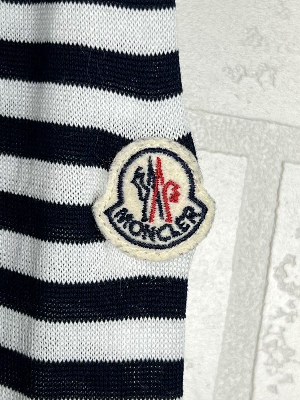 Moncler MONCLER Sweater Light Jumper Striped Cotton Patch Logo Men's Size US S / EU 44-46 / 1 - 7 Thumbnail