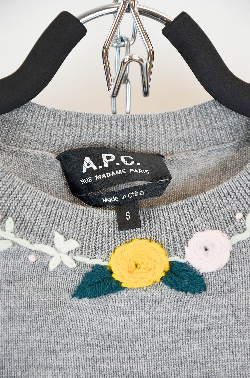 A.P.C. A.P.C. Arpese Wool Flower Embroidery Knit Pullover - S Size S / US 4 / IT 40 - 6 Thumbnail