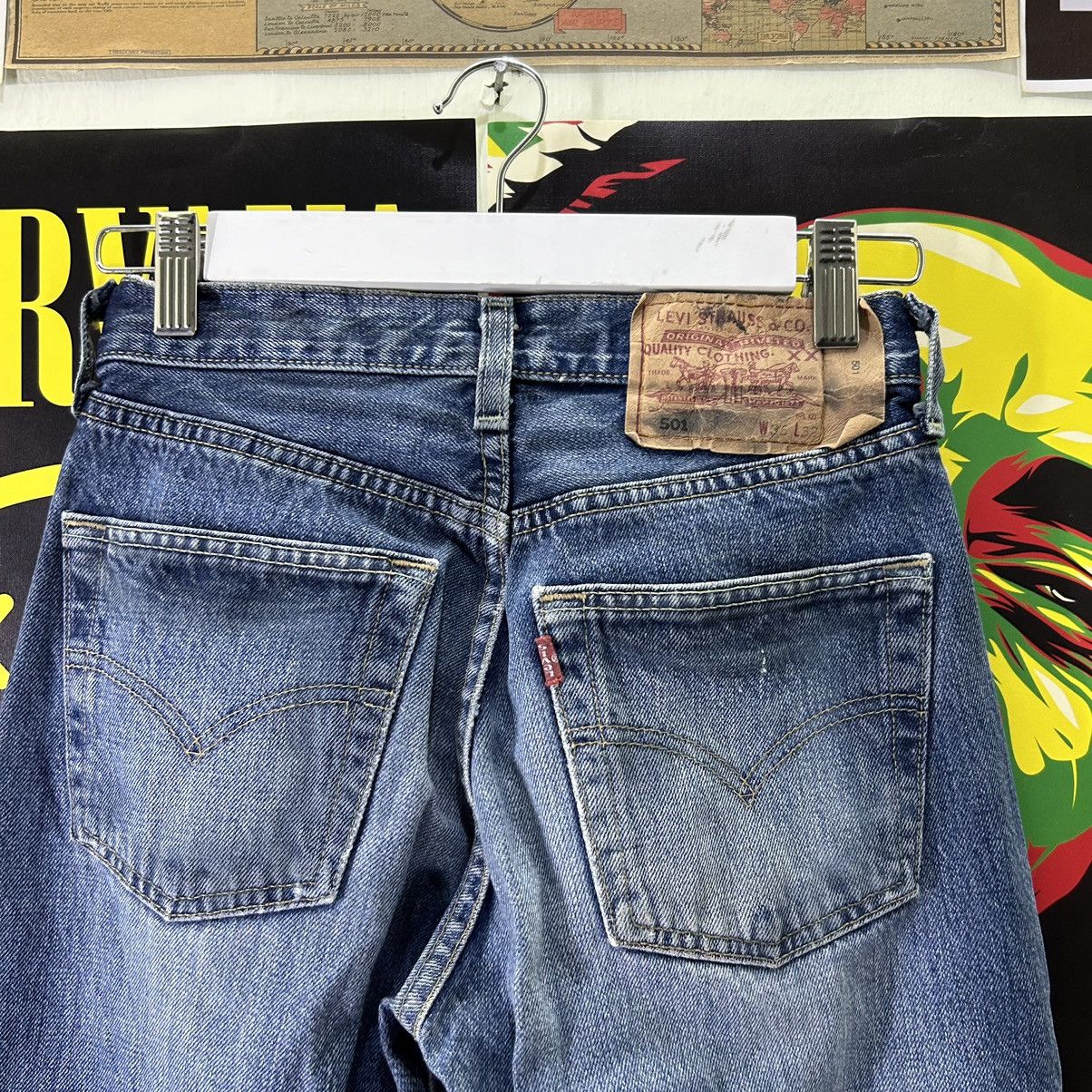 Levi's Vintage Levi’s 501 Y2k Distressed Denim Size US 26 / EU 42 - 11 Thumbnail