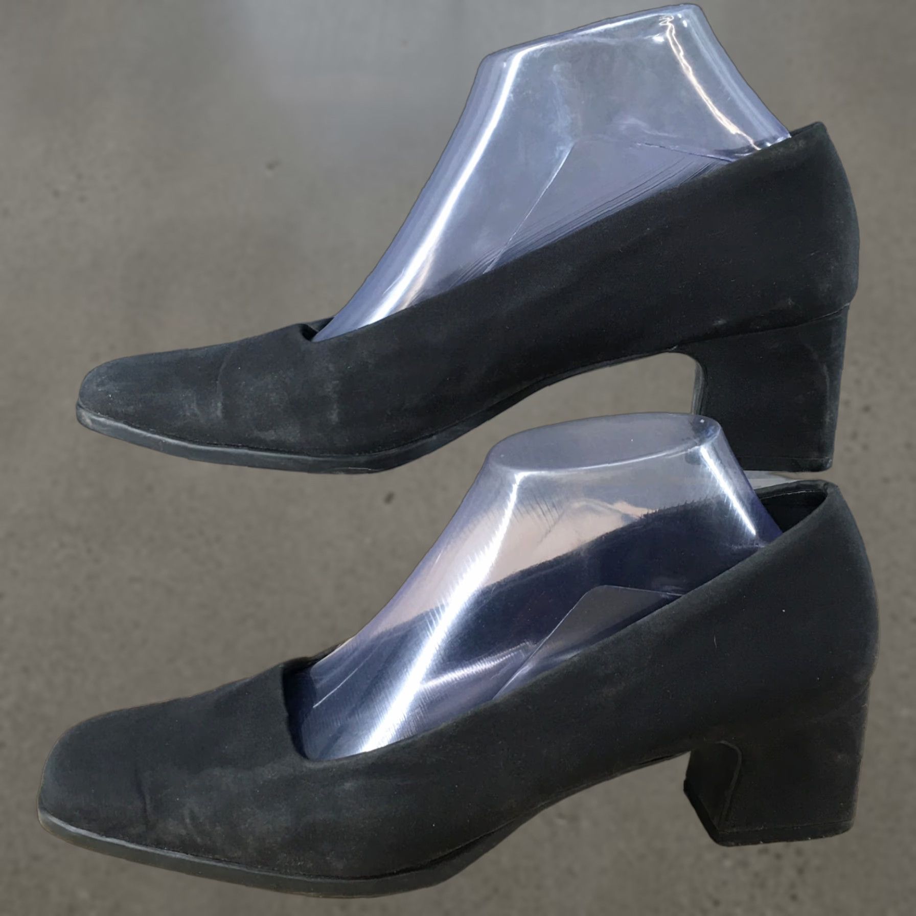 Vintage Aerosoles Heels Womens 9.5 Casual Slip On Square Toe Loafer Pumps Black Fabric Shoes Women Pump Size US 10 / IT 40 - 1 Thumbnail