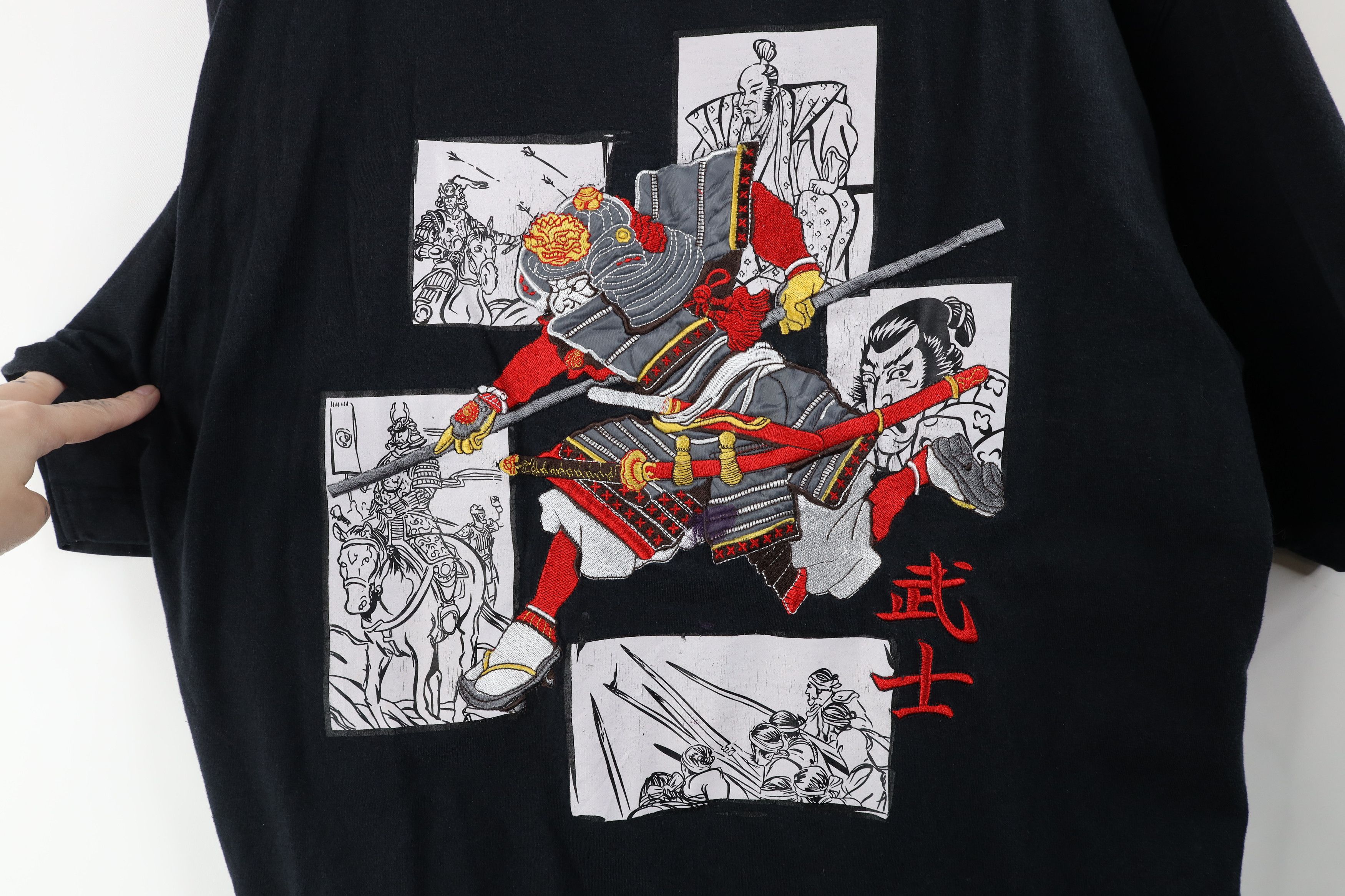 Vintage Vintage 90s Y2K Streetwear Japanese Samurai Warrior T-Shirt Size US XL / EU 56 / 4 - 6 Thumbnail