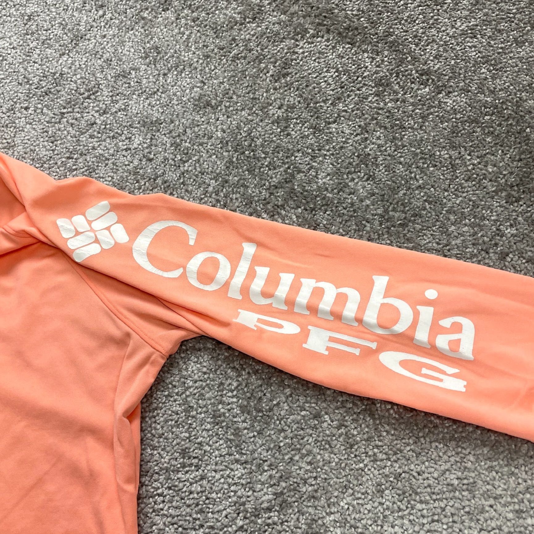 Vintage Columbia PFG Omni Shade Active Shirt Mens Small Orange Crew Neck Long Sleeve Top Size US S / EU 44-46 / 1 - 5 Thumbnail