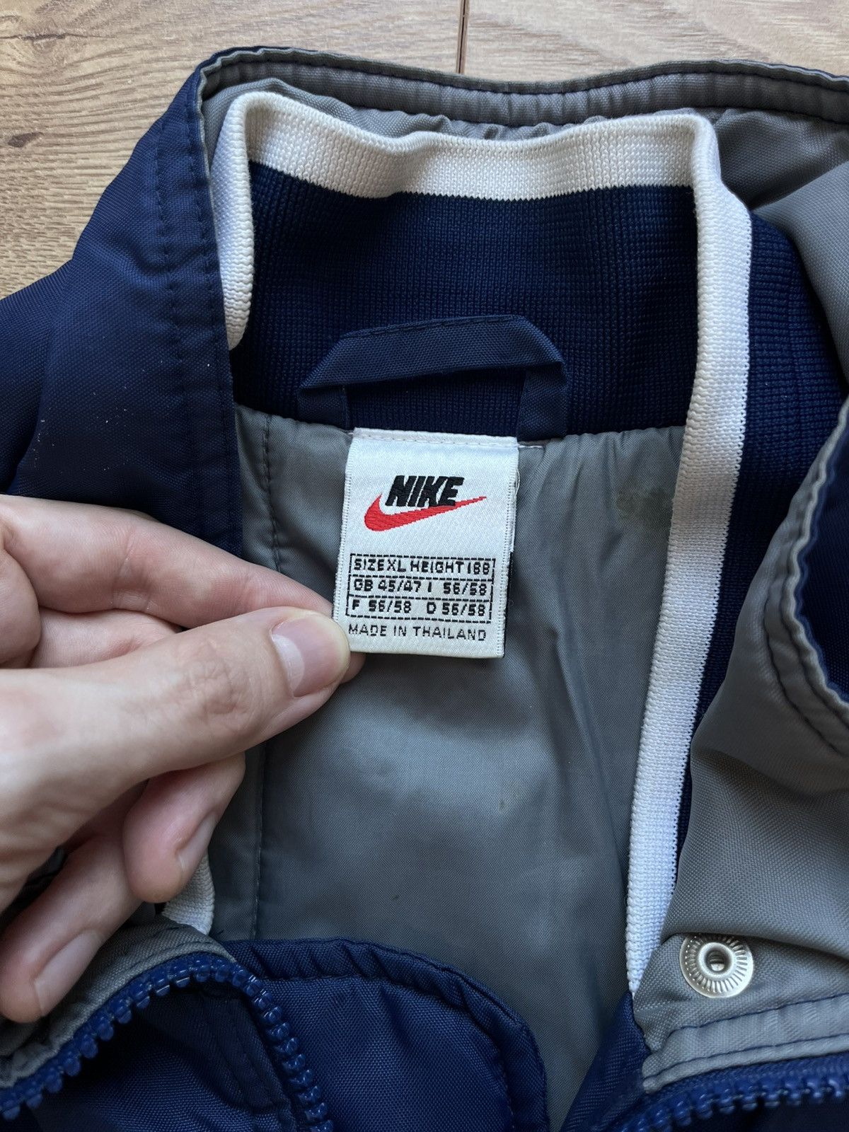 Nike 90’s NIKE BIG SPELLOUT LOGO LIGHT PUFFER JACKET RETRO SWOOSH Size US XL / EU 56 / 4 - 4 Thumbnail