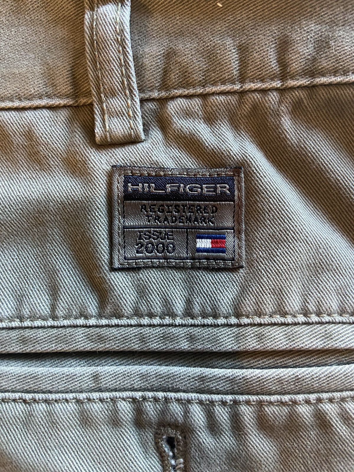 Tommy Hilfiger Vintage Men’s Tommy Hilfiger Baggy Cargo Pants Size US 33 - 9 Thumbnail