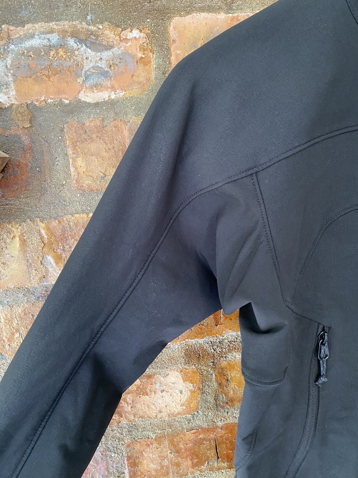 Arc'teryx Vintage Super black logo Jacket Size S / US 4 / IT 40 - 10 Thumbnail