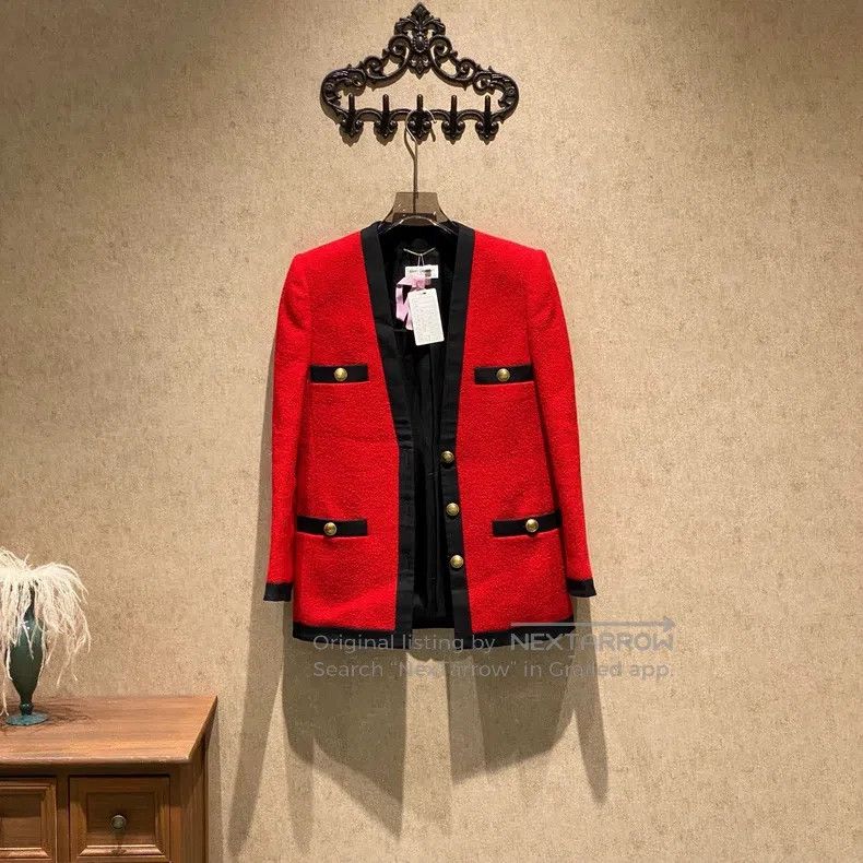 Saint Laurent Paris Small fragrant wool coat with red and