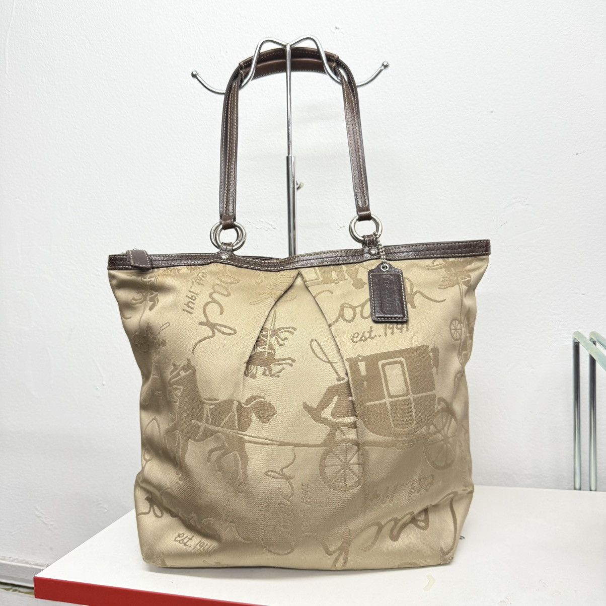 Coach Coach Vintage Horse and Carriage Print Hermes Style Handbag Size ONE SIZE - 1 Thumbnail