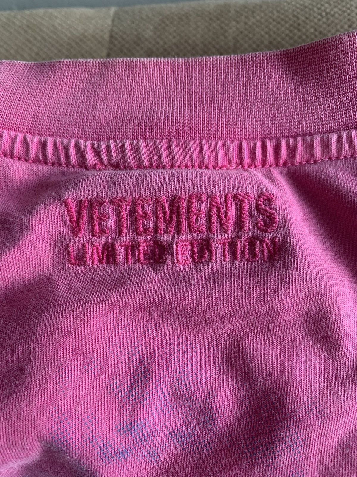 Vetements I Got Lucky T Size US S / EU 44-46 / 1 - 7 Thumbnail
