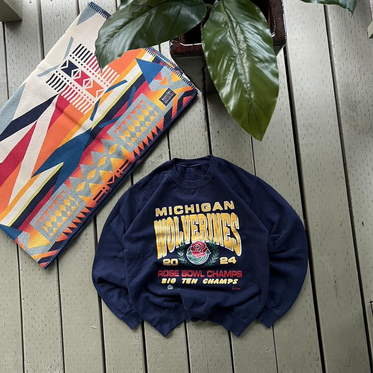 Vintage Vintage University of Michigan WolverinesRoseBowl Sweatshirt Size US M / EU 48-50 / 2 - 1 Thumbnail