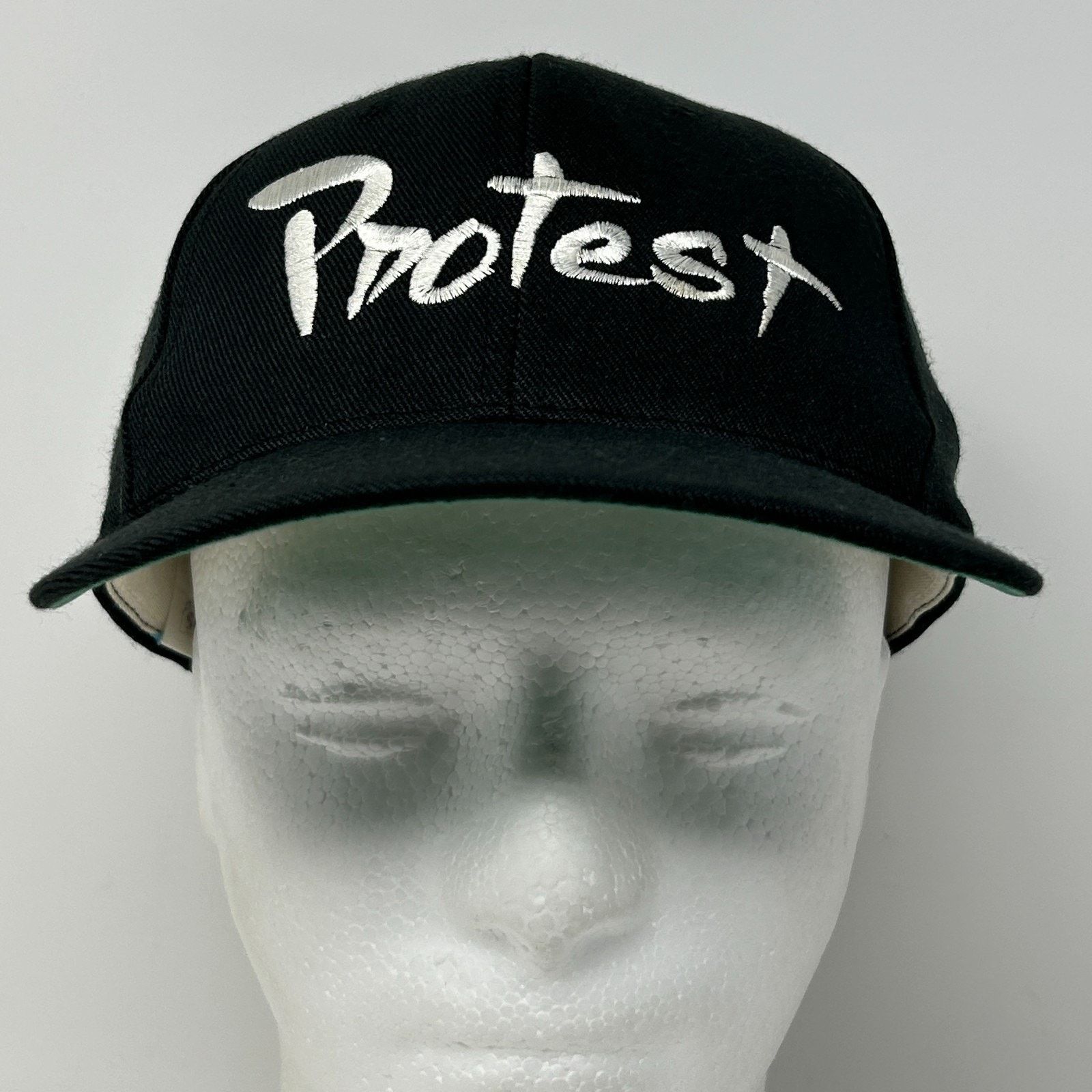 Vintage Vintage 90s Protest Hat Baseball Cap Activism Activist Black Size ONE SIZE - 2 Thumbnail