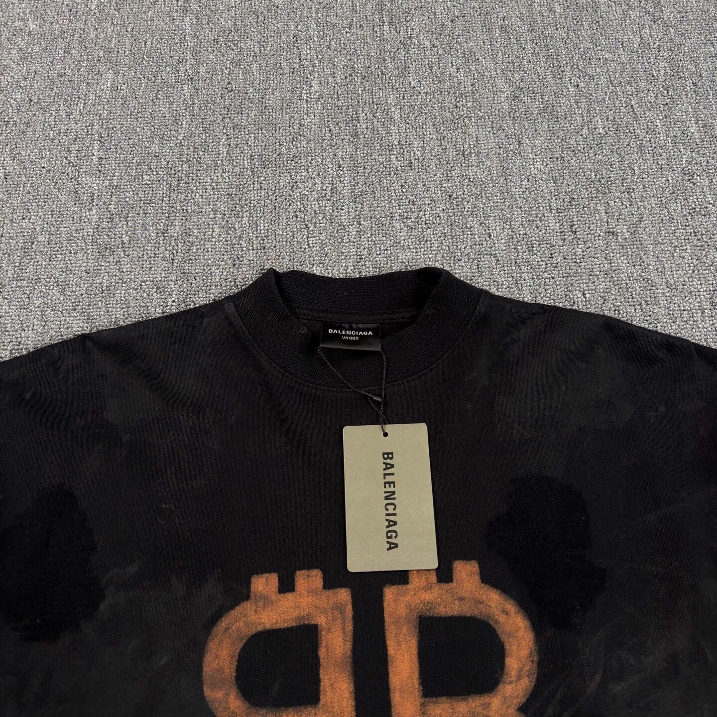 Balenciaga Balenciaga Bitcoin Print Black Short-Sleeve Tee 1 Mint Size US S / EU 44-46 / 1 - 3 Thumbnail