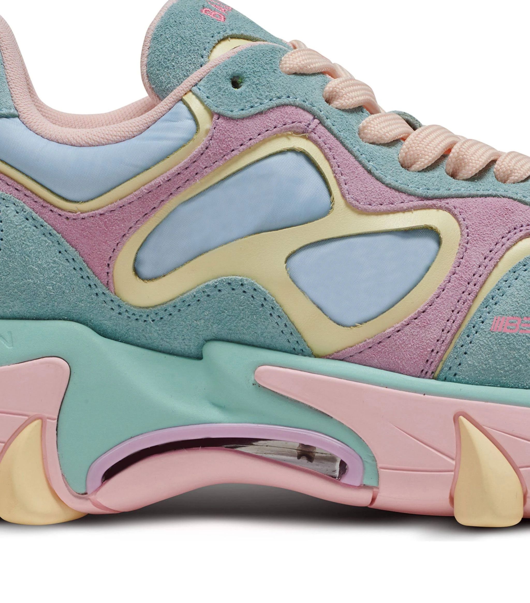 o1srvl11e0524 B-East Sneakers in Multicolor
