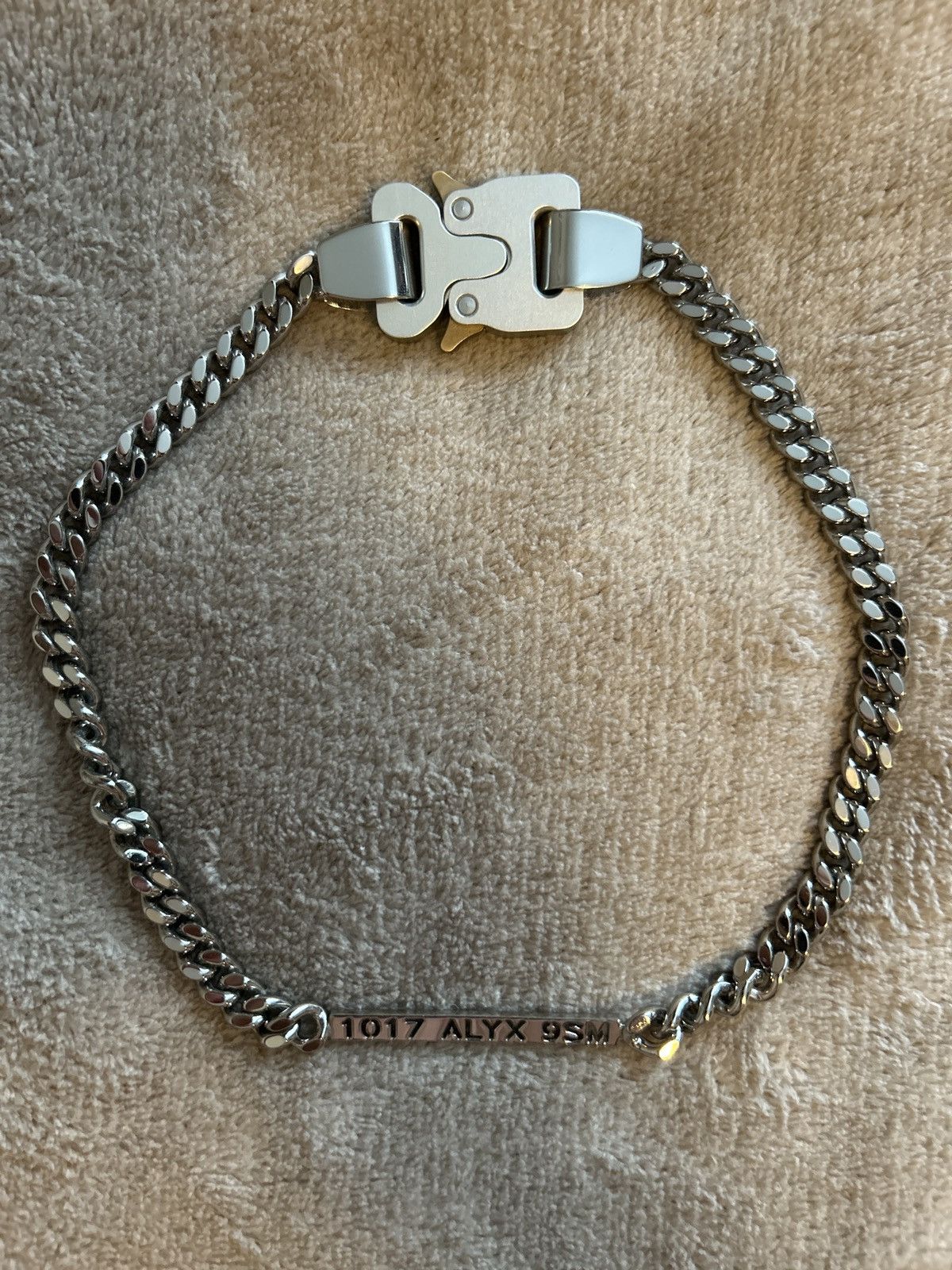 1017 ALYX 9SM 1017 ALYX 9SM Silver Buckle Chain | Grailed