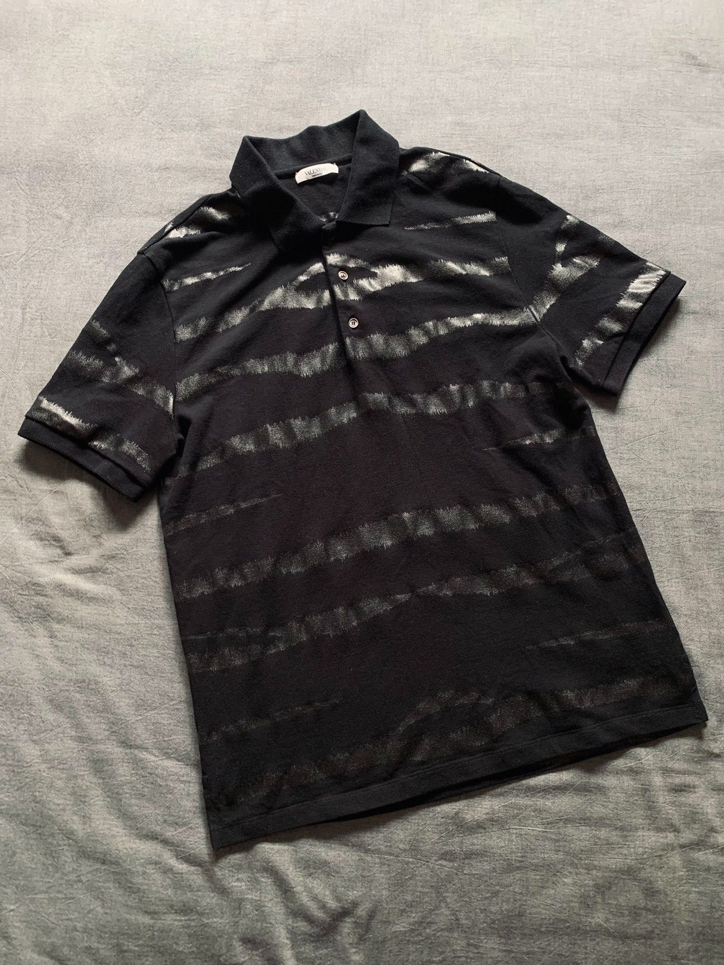 Valentino Valentino Striped Print Polo Shirt Size US L / EU 52-54 / 3 - 1 Thumbnail