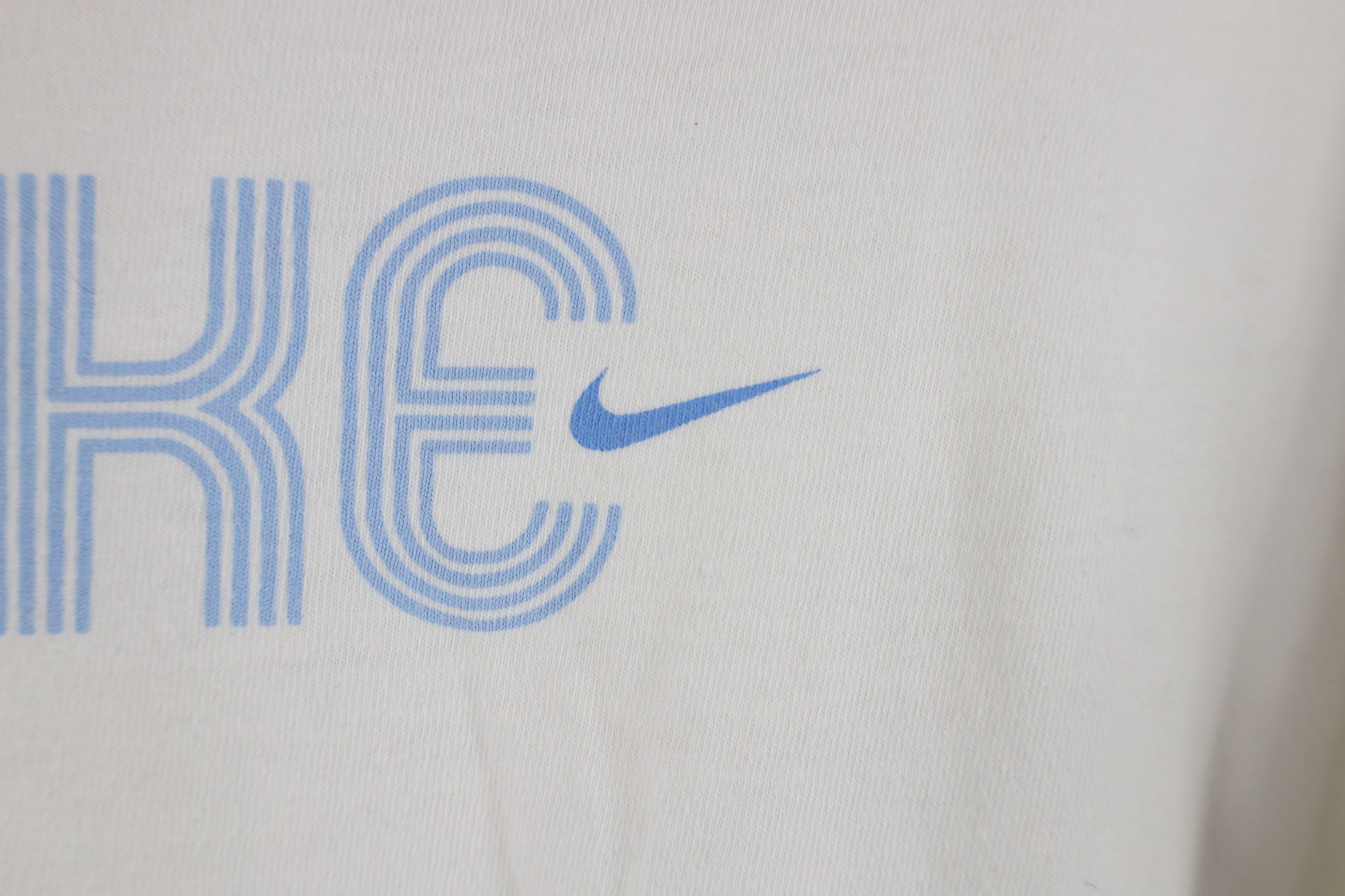 Nike Vintage Y2K Nike Travis Scott Center Swoosh T-Shirt White Size XL / US 12-14 / IT 48-50 - 5 Thumbnail