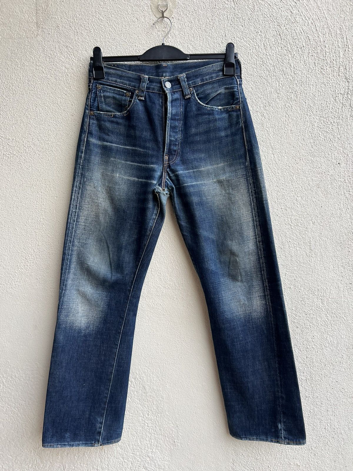 Levi's VTG 2002 Levi’s 501 XX LVC 1937 Ripped Denim Selvedge Jeans Size US 30 / EU 46 - 21 Thumbnail