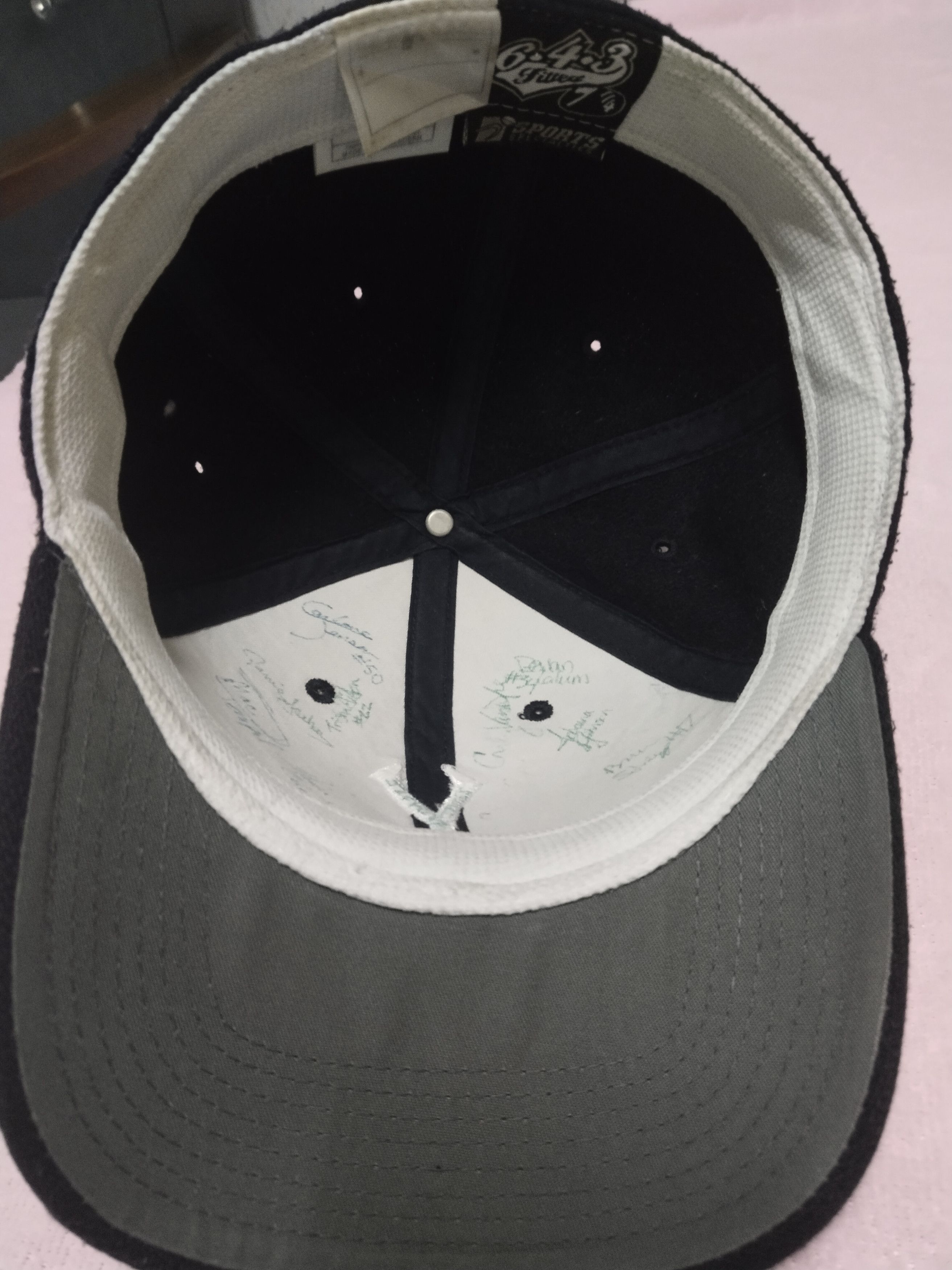 Vintage VINTAGE NEW YORK YANKEES SPORT SPECIALITIES WOOL CAP Size ONE SIZE - 7 Thumbnail