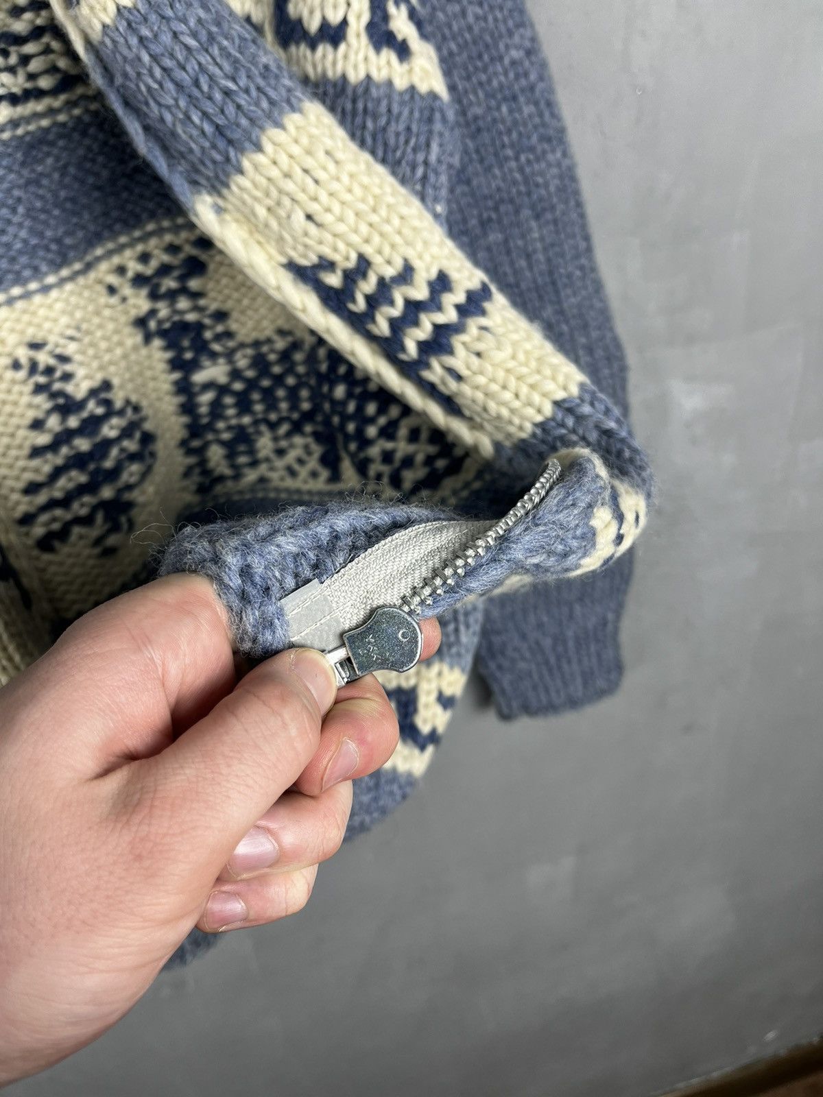 Vintage Aurora Boreaus sweater Canada vintage 80s Size US M / EU 48-50 / 2 - 12 Thumbnail