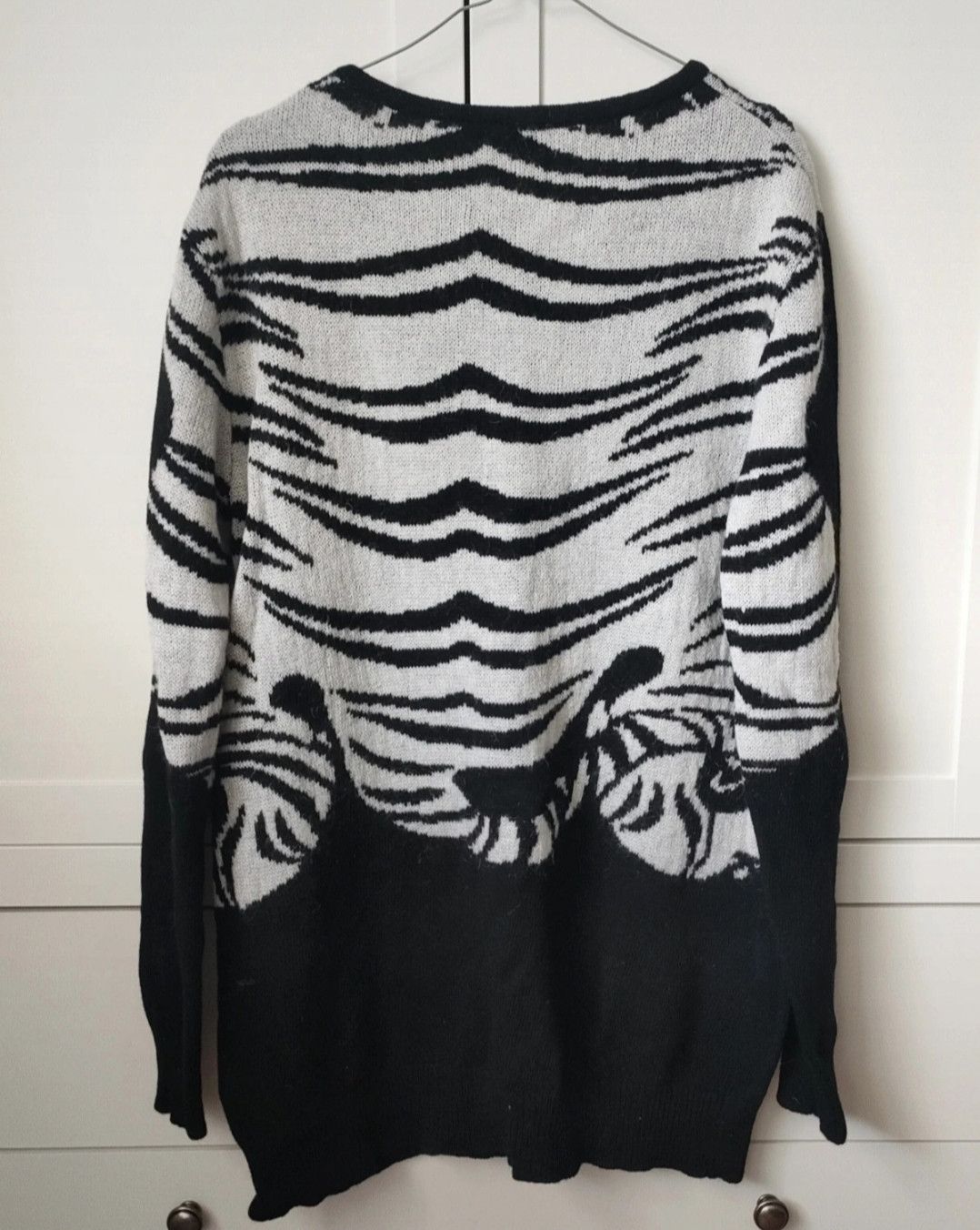 Roberto Cavalli Black wool sweather moher Roberto Cavalli size S Size S / US 4 / IT 40 - 2 Thumbnail