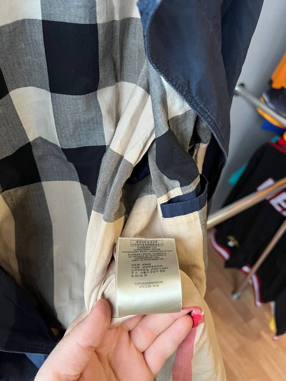 Burberry BURBERRY BRIT SOLID WMN NAVY BUTTON TRENCH COAT JACKET XL Size XL / US 12-14 / IT 48-50 - 12 Thumbnail