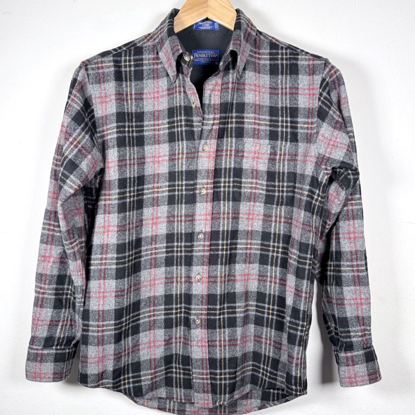 Pendleton VINTAGE Pendleton Shirt Gray Plaid Virgin Wool Fitted Men's Size Medium Size US M / EU 48-50 / 2 - 2 Thumbnail