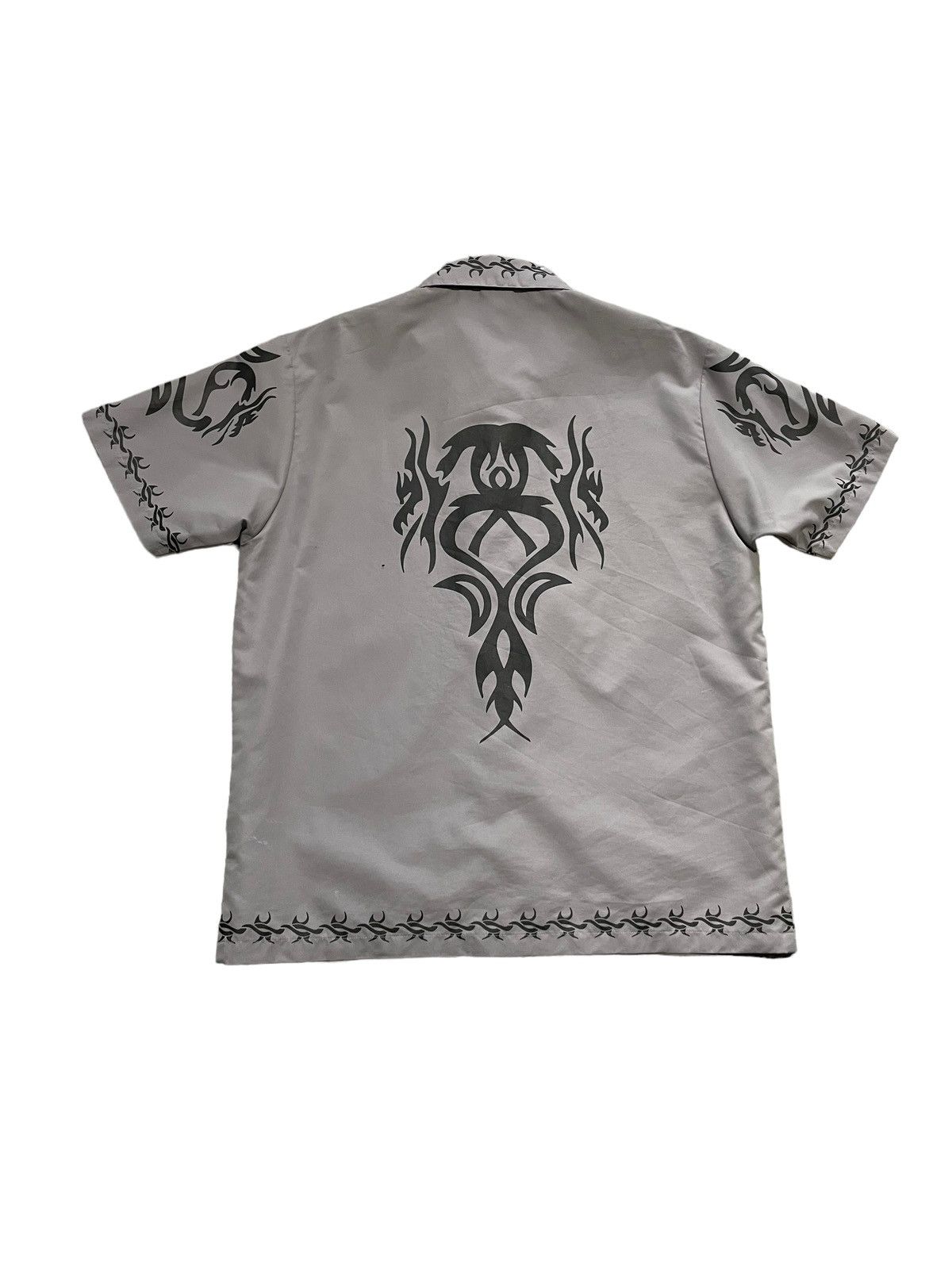 Japanese Brand Vintage Y2K Tribal Barb Wire Flame Button Up Oversized Shirt Size US L / EU 52-54 / 3 - 3 Thumbnail