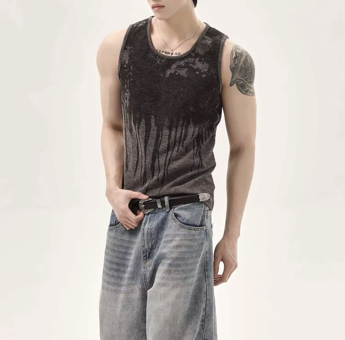 Designer Streetwear Printed Tank Top Y2k Vintage Retro Style T Shirt Size US L / EU 52-54 / 3 - 1 Thumbnail