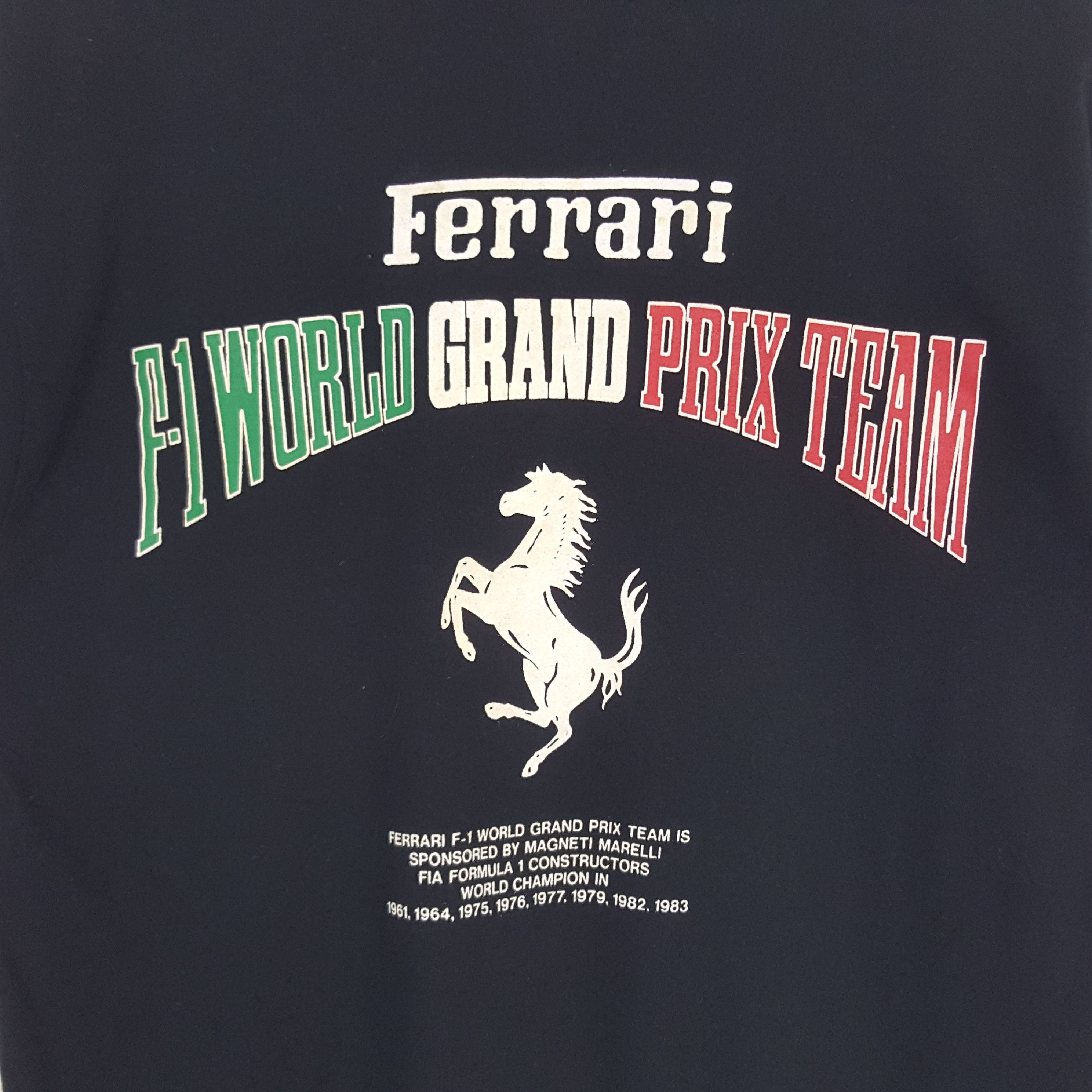 Ferrari Vintage Ferrari F1 World Grand Prix Racing Tshirt C219N54 Size US M / EU 48-50 / 2 - 2 Thumbnail