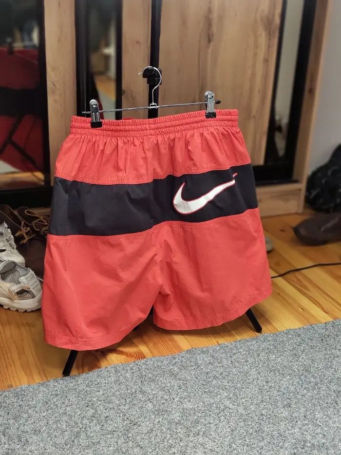 Nike Vintage 90's Nike Big Swoosh Logo Nylon Red Light Shorts Size US 34 / EU 50 - 9 Thumbnail