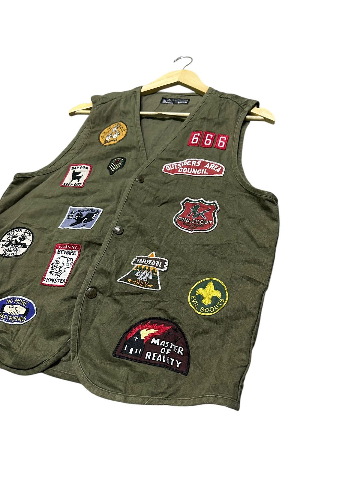 SOFTMACHINE The softmachine scout vest with patches Size US L / EU 52-54 / 3 - 6 Thumbnail