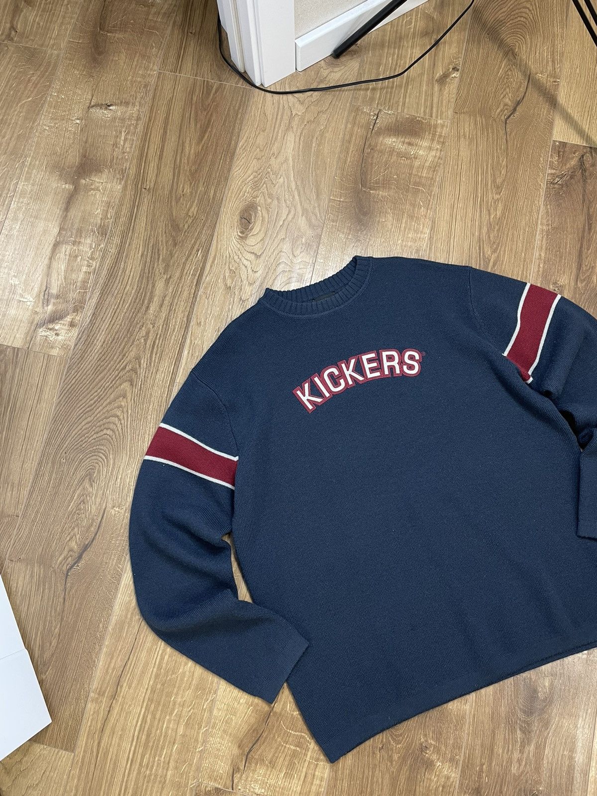 Kickers Vintage Kickers Y2K 90’s Style Blue Big Logo Surf Sweater Size US XL / EU 56 / 4 - 2 Thumbnail