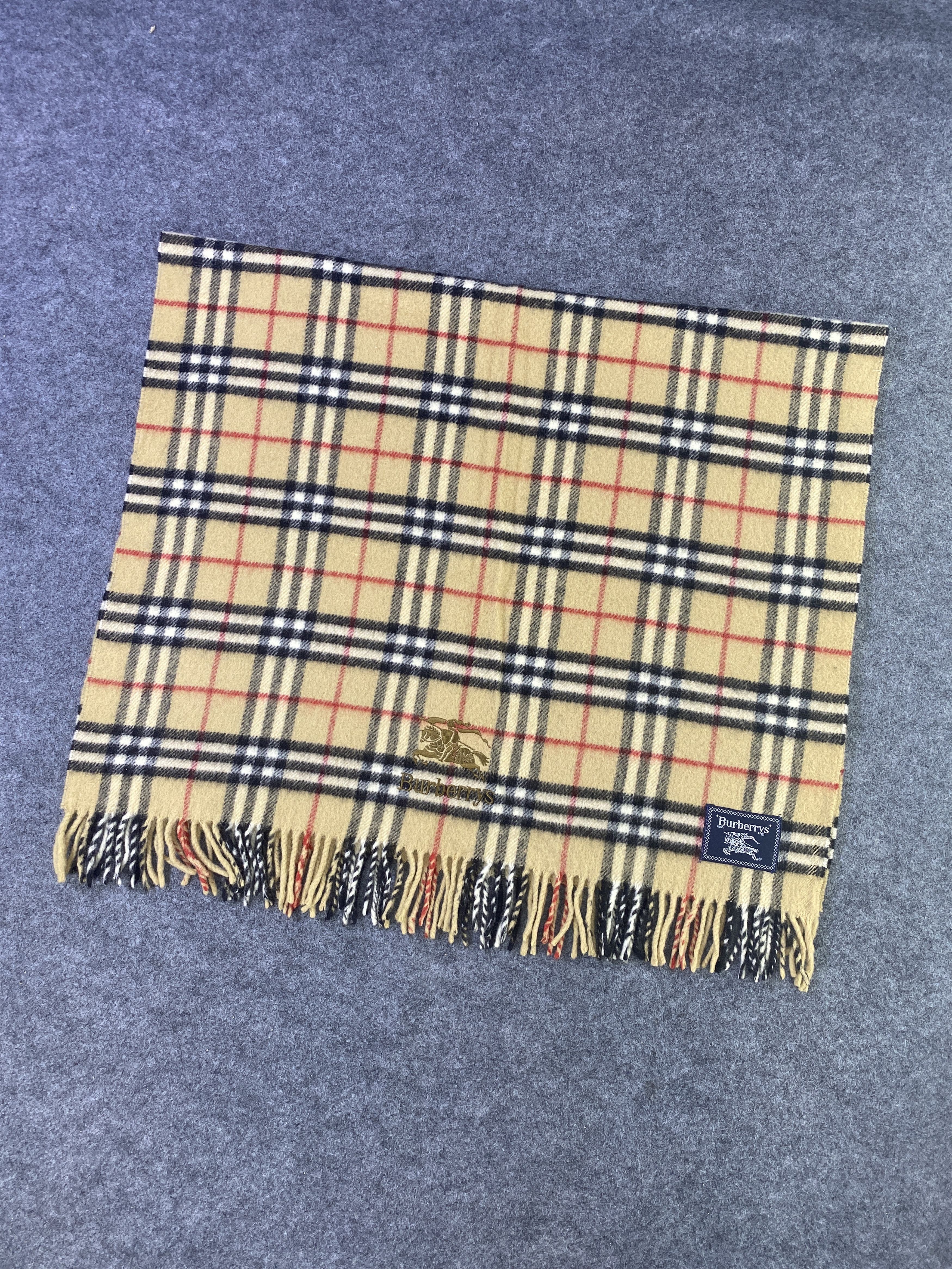Burberry VINTAGE BURBERRY Scarf / Muffler / Neckwear -T986 Size ONE SIZE - 3 Thumbnail