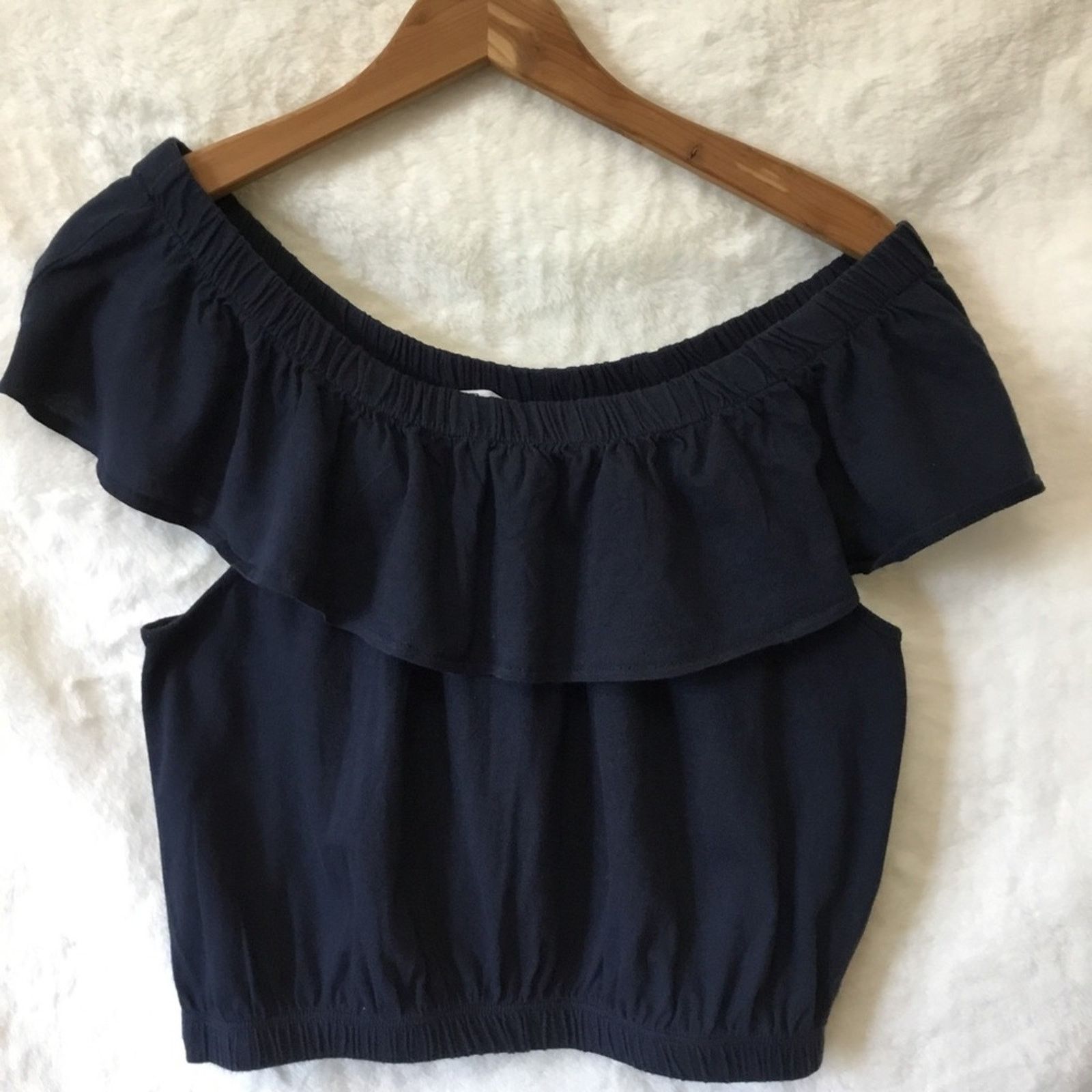 Zara Zara Navy Blue Shoulder Crop Top Size S / US 4 / IT 40 - 2 Thumbnail