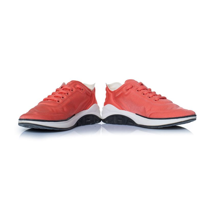 Chanel Chanel, 19P pink lycra CC logo low top trainers Size US 9 / IT 39 - 7 Thumbnail
