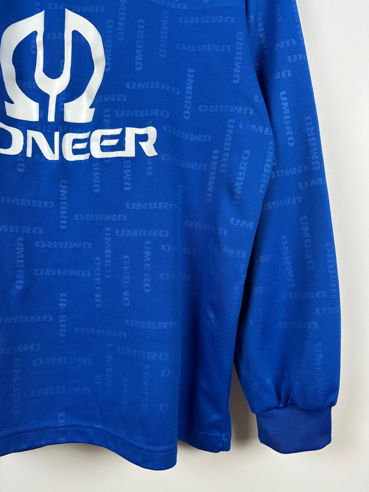 Umbro 1995/96 Vintage Fram Reykjavik Rare Home Soccer Jersey Size US XL / EU 56 / 4 - 12 Thumbnail