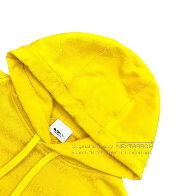 Burberry Burberry Yellow Cotton Women's Hoodie. Size XXS / US 00 / IT 34 - 3 Thumbnail