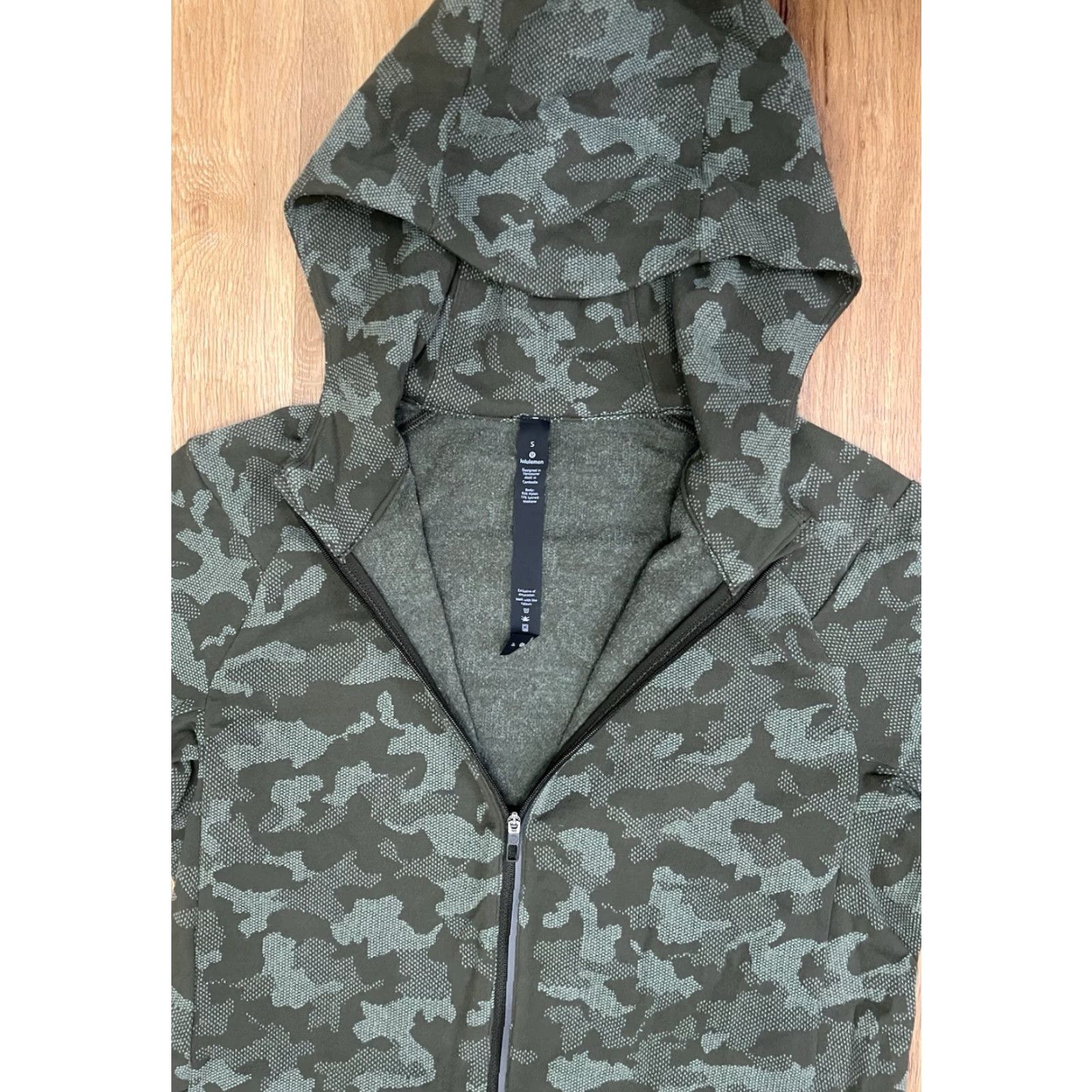 Lululemon Lululemon Hoodie Mens Small Green Campouflage Surge Warm Jacquard Sweatshirt Full Zip Running Size US S / EU 44-46 / 1 - 4 Thumbnail