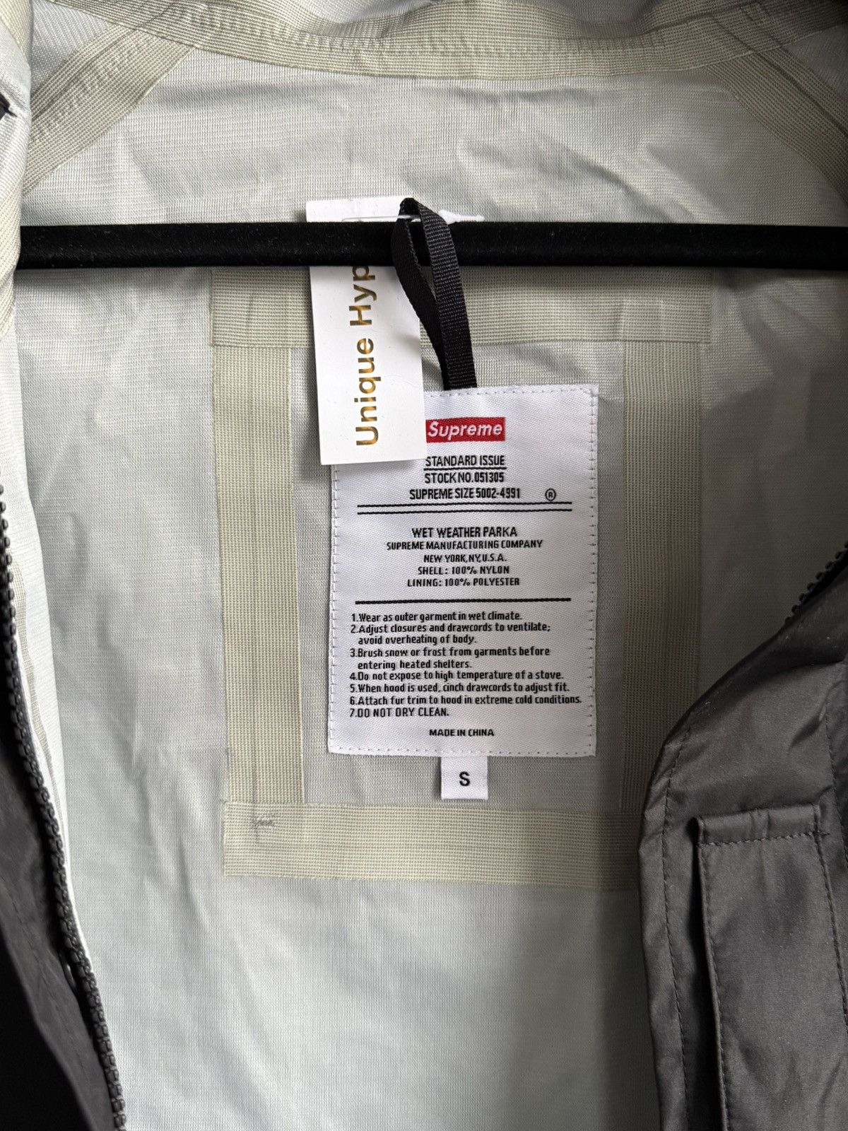 Supreme Supreme Arabic Fur Hood Windbreaker Size US S / EU 44-46 / 1 - 4 Thumbnail