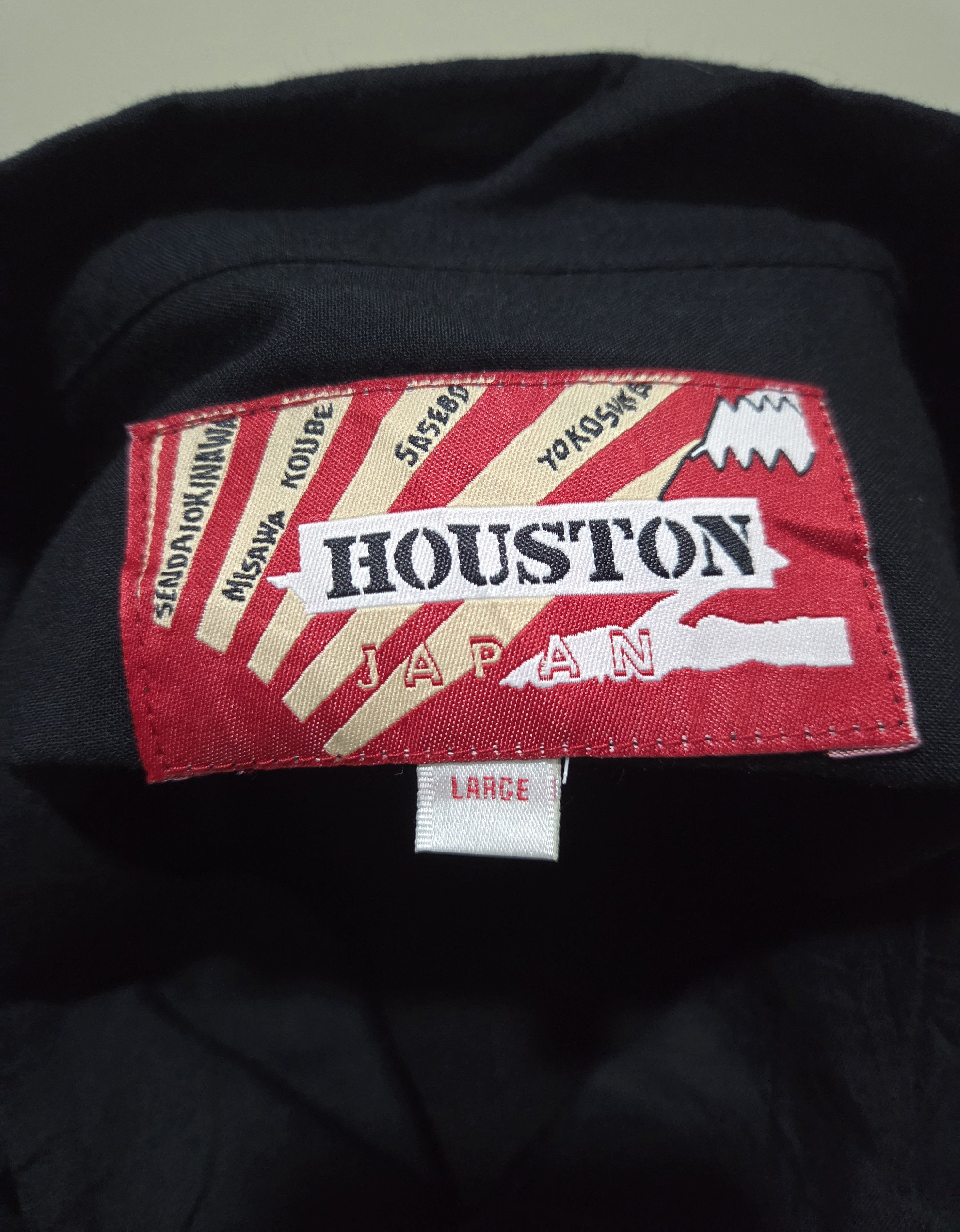 Japanese Brand Vintage Houston Rayon Embroidery Butterfly Bowling Shirt Size US M / EU 48-50 / 2 - 3 Thumbnail