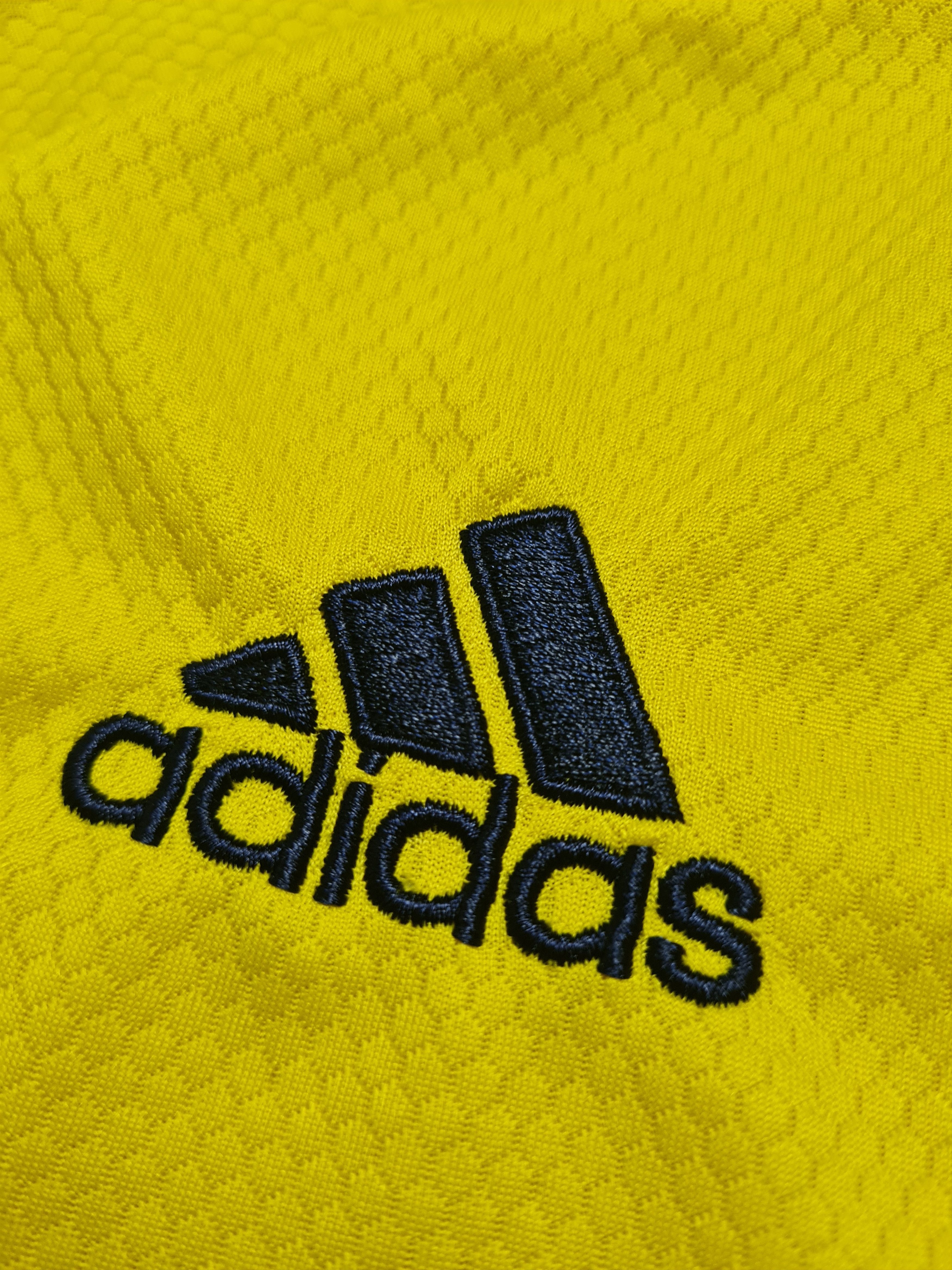 Adidas Sweden 2020-2021 Home Football Adidas Shirt Camiseta FH7613 Size US S / EU 44-46 / 1 - 18 Thumbnail