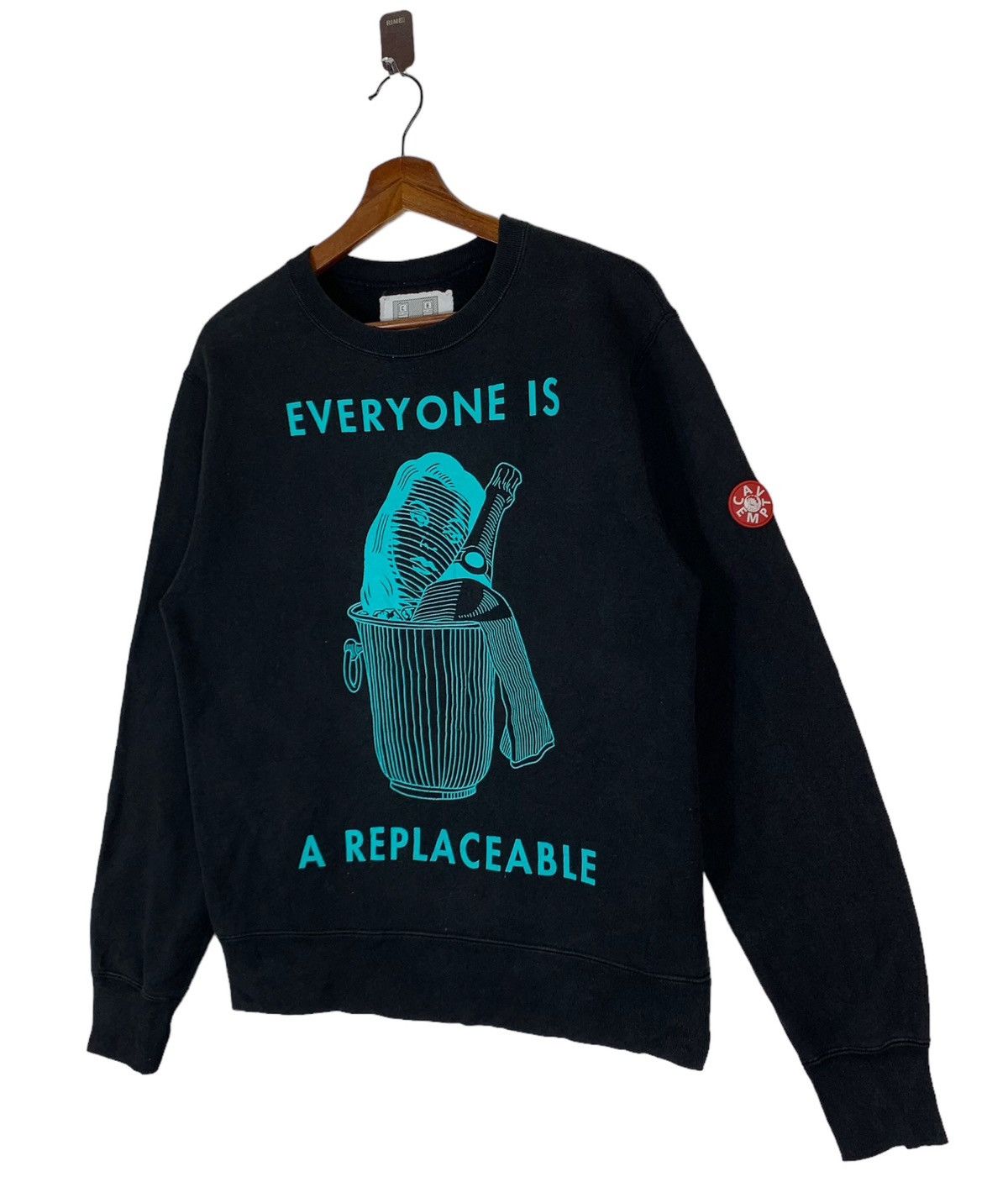 Cav Empt CAV EMPT 2014 EVERYONE IS A REPLACEABLE CREWNECK Size US S / EU 44-46 / 1 - 2 Thumbnail