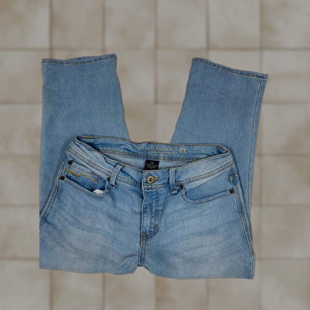 Faded Glory Faded Glory Jeans Womens 8 Blue Straight Light Denim Star Pockets Regular Retro? Size 30" / US 8 / IT 44 - 1 Thumbnail