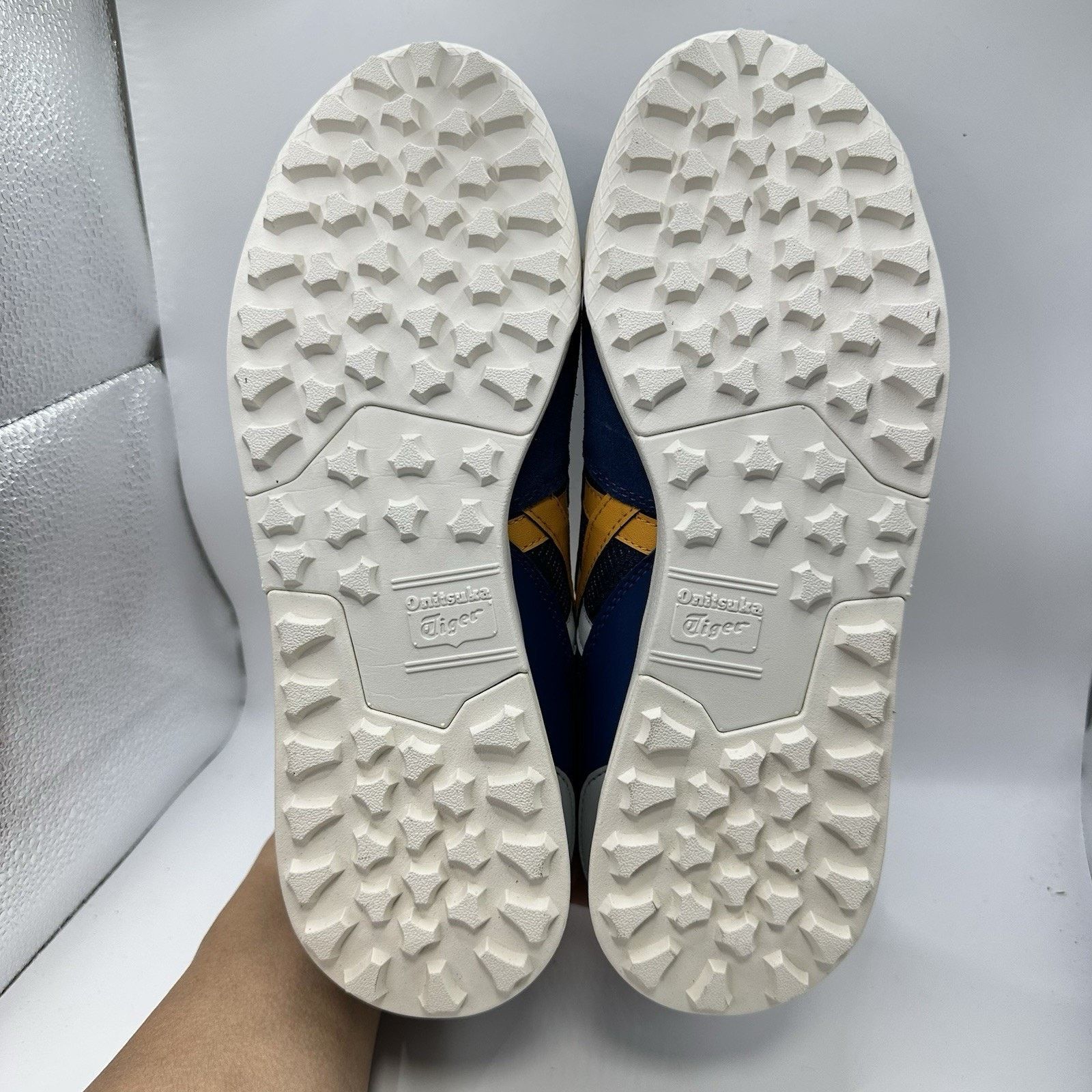 Onitsuka Tiger Onitsuka Tiger Horizonia 'Midnight Blue Citrus’ Size US 8.5 / EU 41-42 - 7 Thumbnail