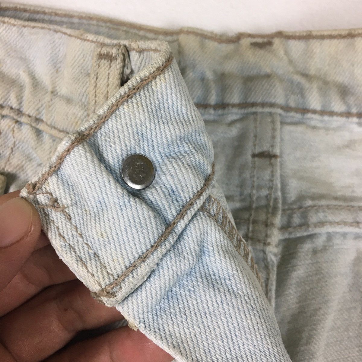 Levi's Vintage 90s Levi’s 550 Relaxed Fit Tapered Leg Size US 31 - 9 Thumbnail