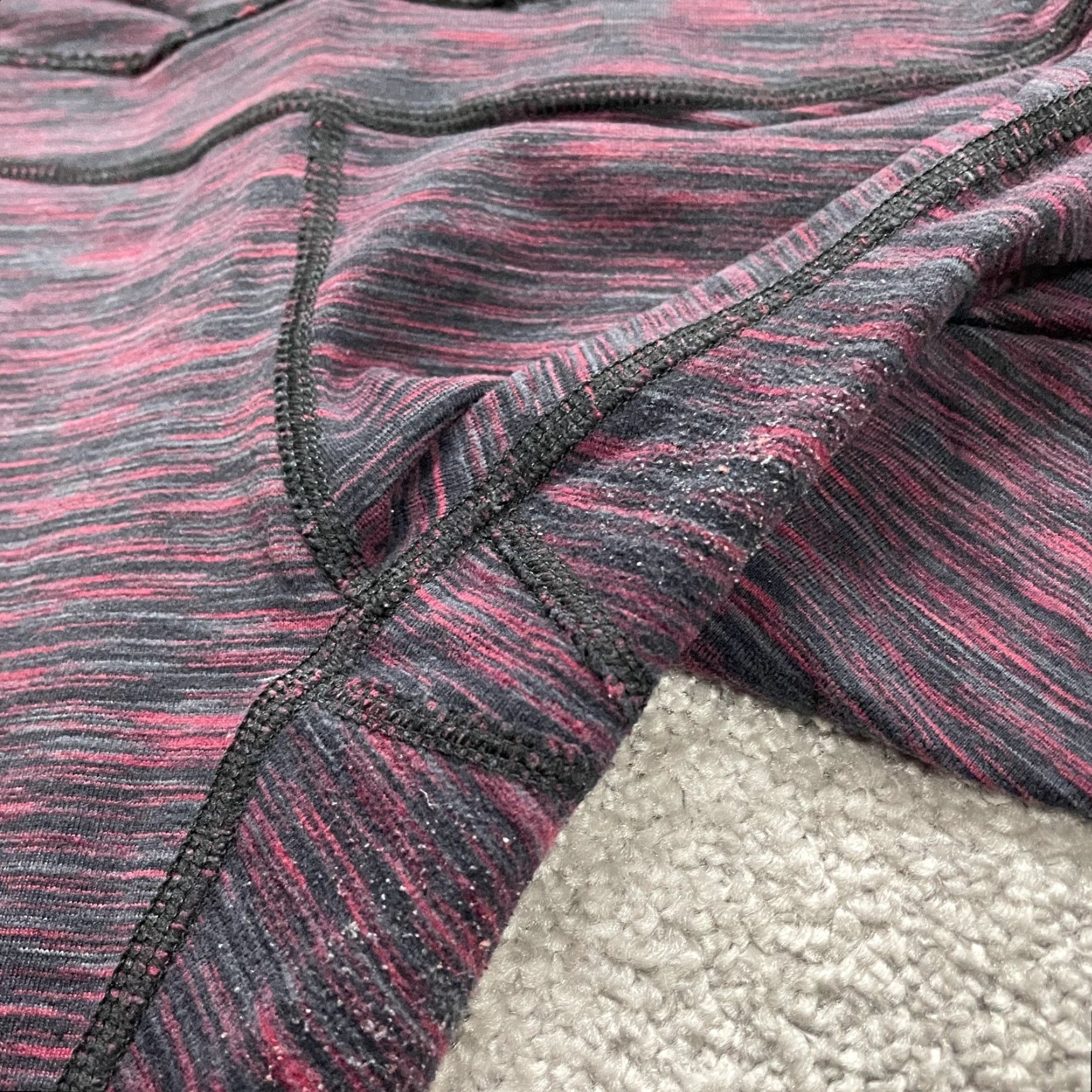 Vintage VINTAGE Unbranded Cropped Leggings Womens S Black Red 26 in Inseam 19.5 Skinny Athletic Activewear Breathable Compression 26x19.5 Womens Leggings Size 28" / US 6 / IT 42 - 5 Thumbnail