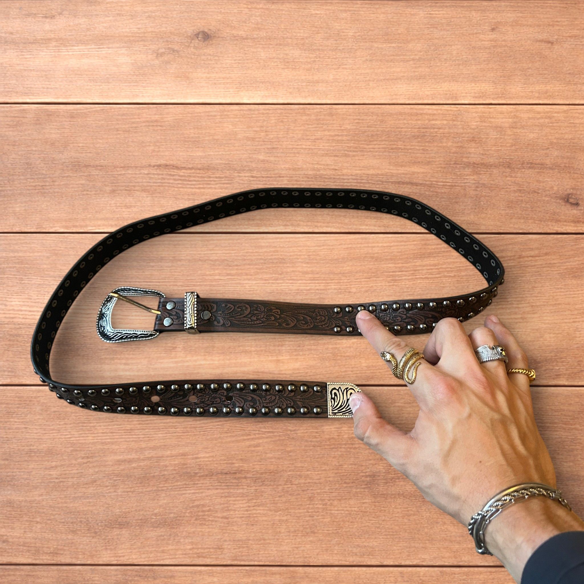 Japanese Brand Faux leather western cowboy belt in brown with silver trim. Size ONE SIZE - 1 Thumbnail