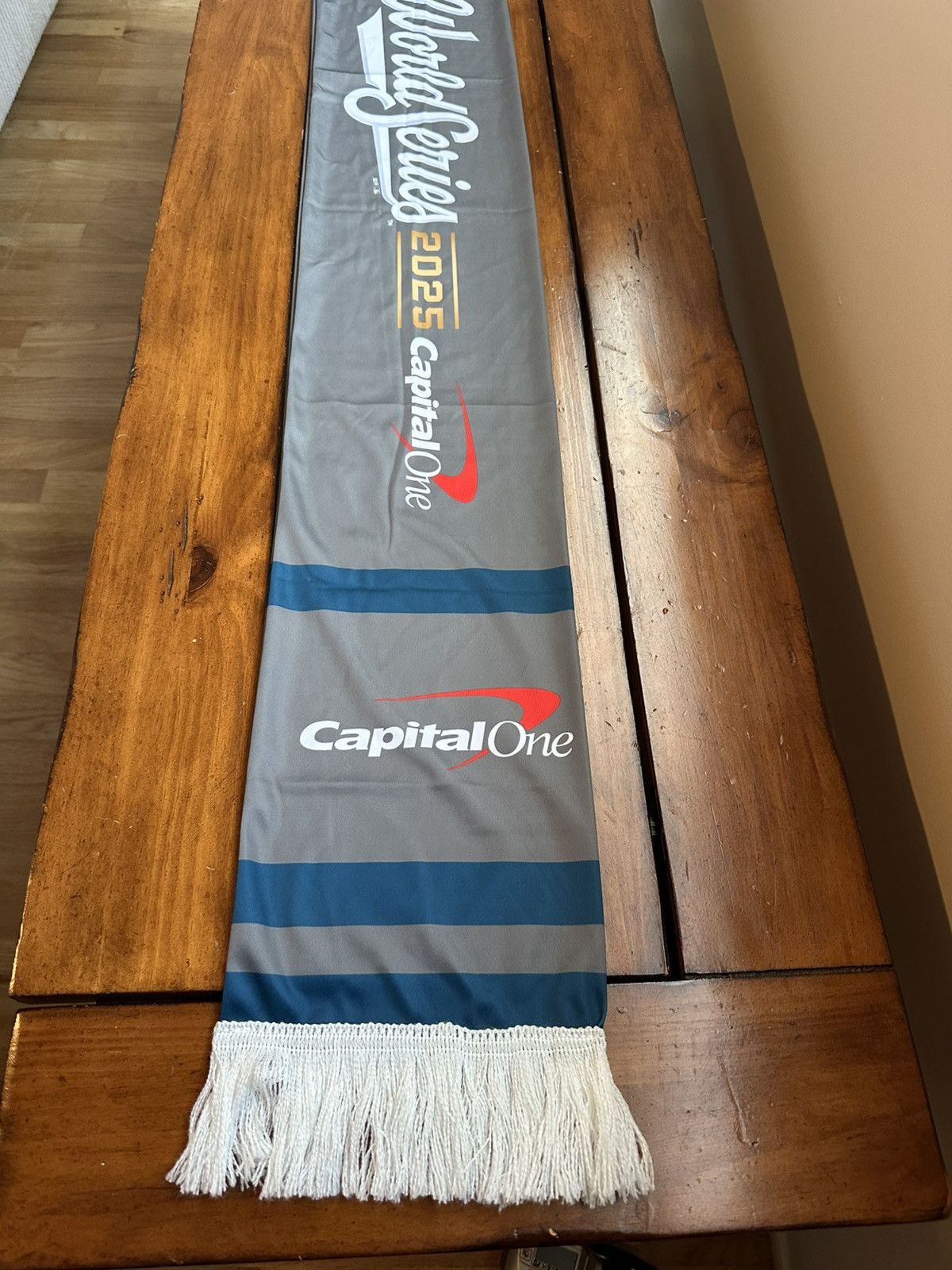 MLB World Series 2025 Scarf Capital One Blue Jays Dodgers Size ONE SIZE - 3 Thumbnail