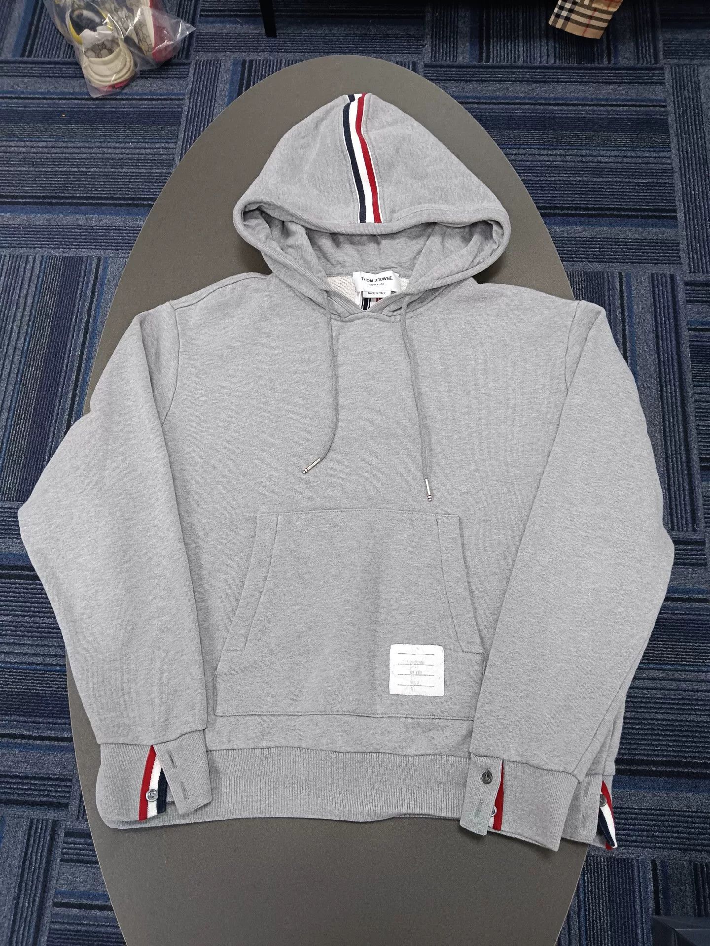 Thom Browne thom browne classic gray hoodie with stripes Size US M / EU 48-50 / 2 - 1 Thumbnail