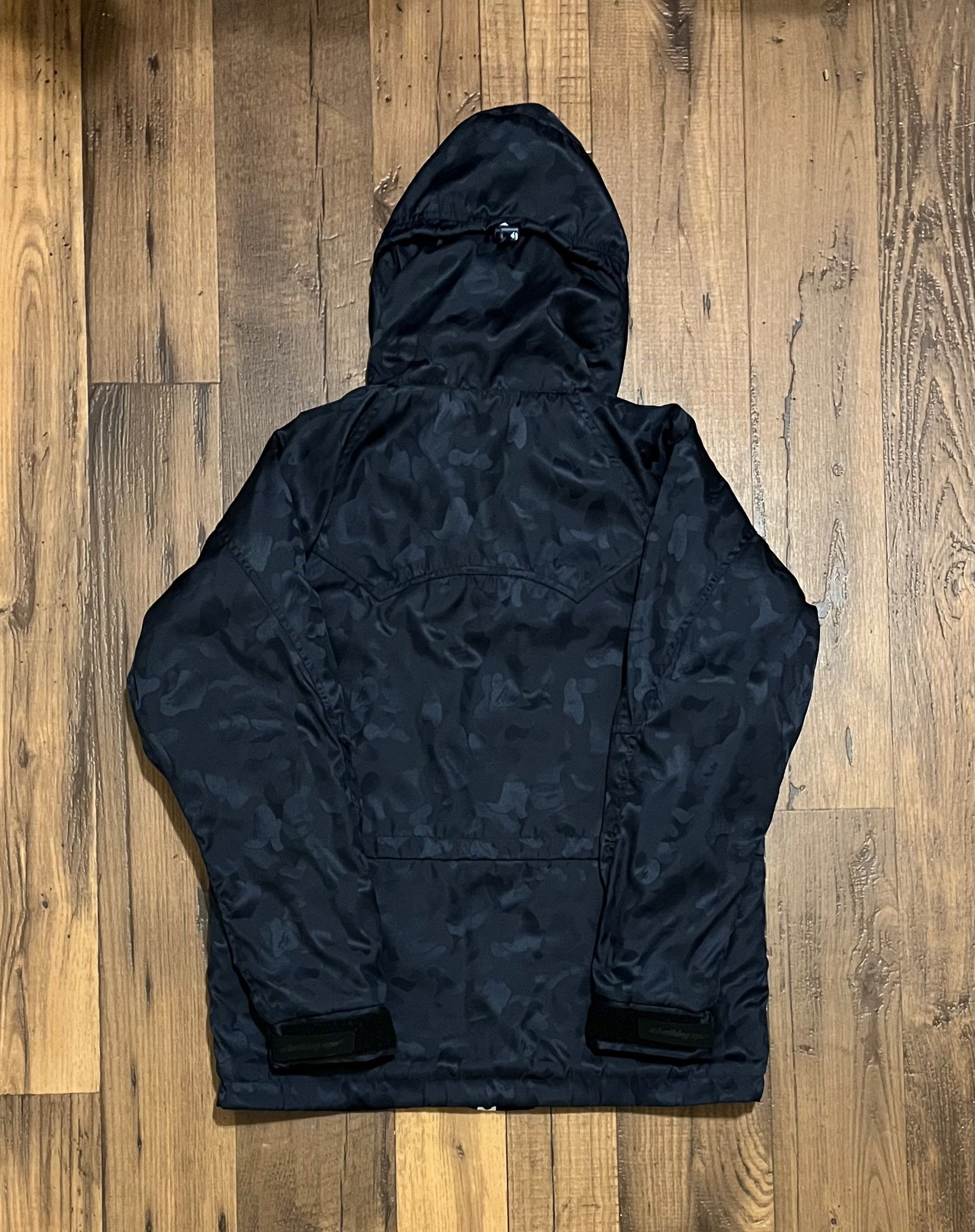 Bape Bape camo snowboard jacket Size US S / EU 44-46 / 1 - 2 Thumbnail